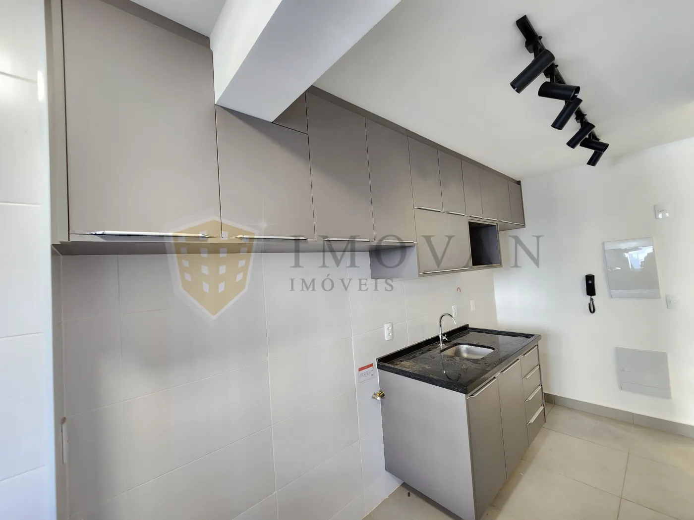 Alugar Apartamento / Padrão em Ribeirão Preto R$ 3.500,00 - Foto 3