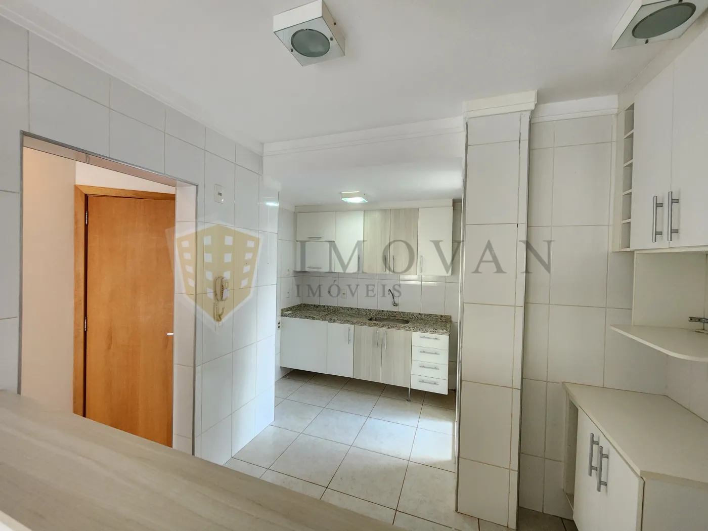 Comprar Apartamento / Padrão em Ribeirão Preto R$ 440.000,00 - Foto 3