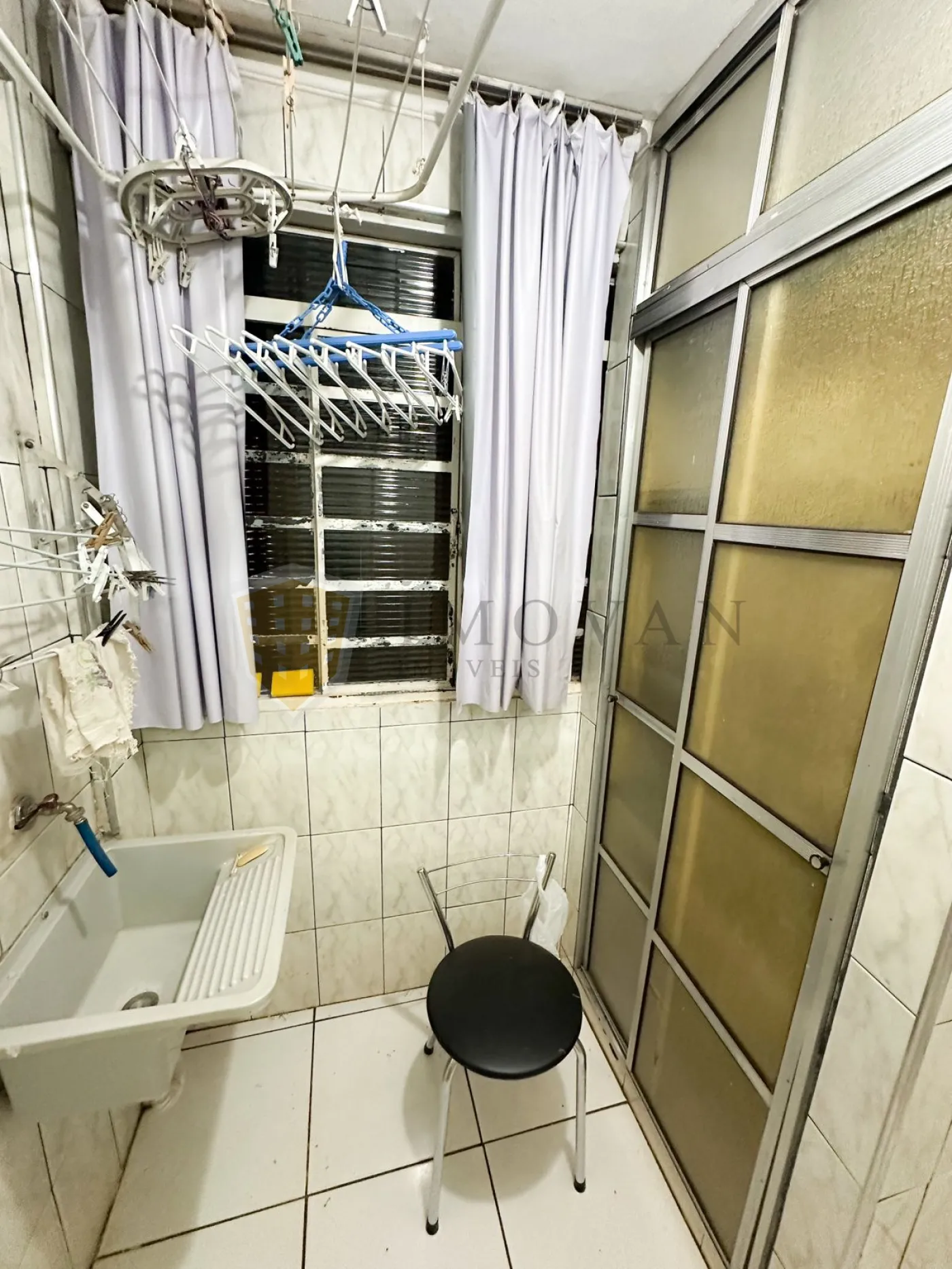 Alugar Apartamento / Padrão em Ribeirão Preto R$ 1.250,00 - Foto 4