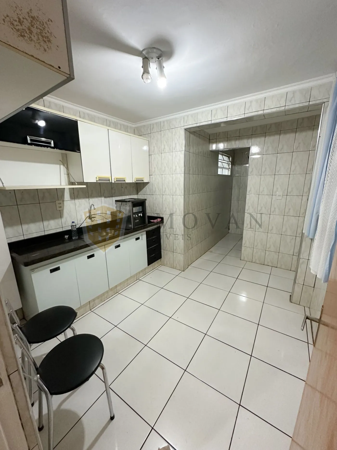 Alugar Apartamento / Padrão em Ribeirão Preto R$ 1.250,00 - Foto 1