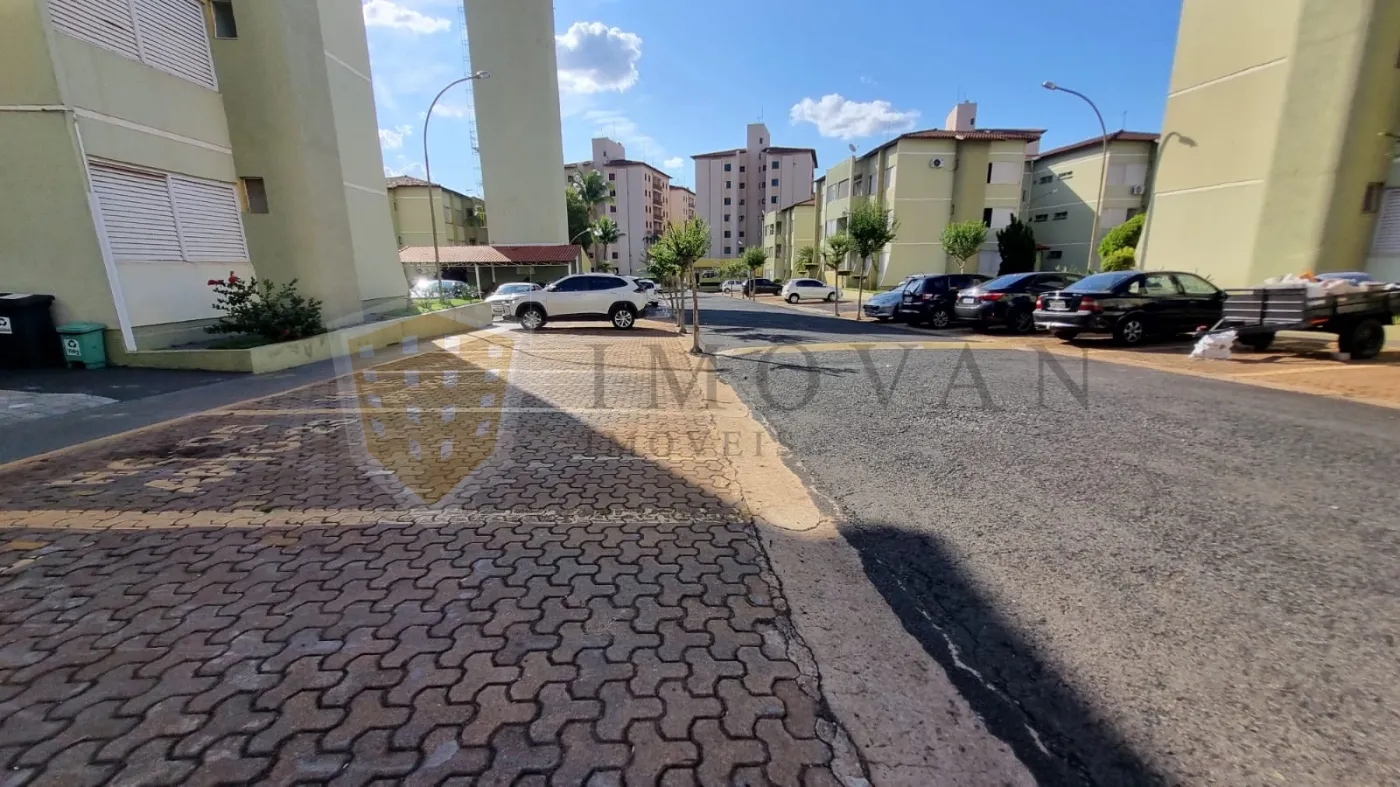 Alugar Apartamento / Padrão em Ribeirão Preto R$ 1.600,00 - Foto 12