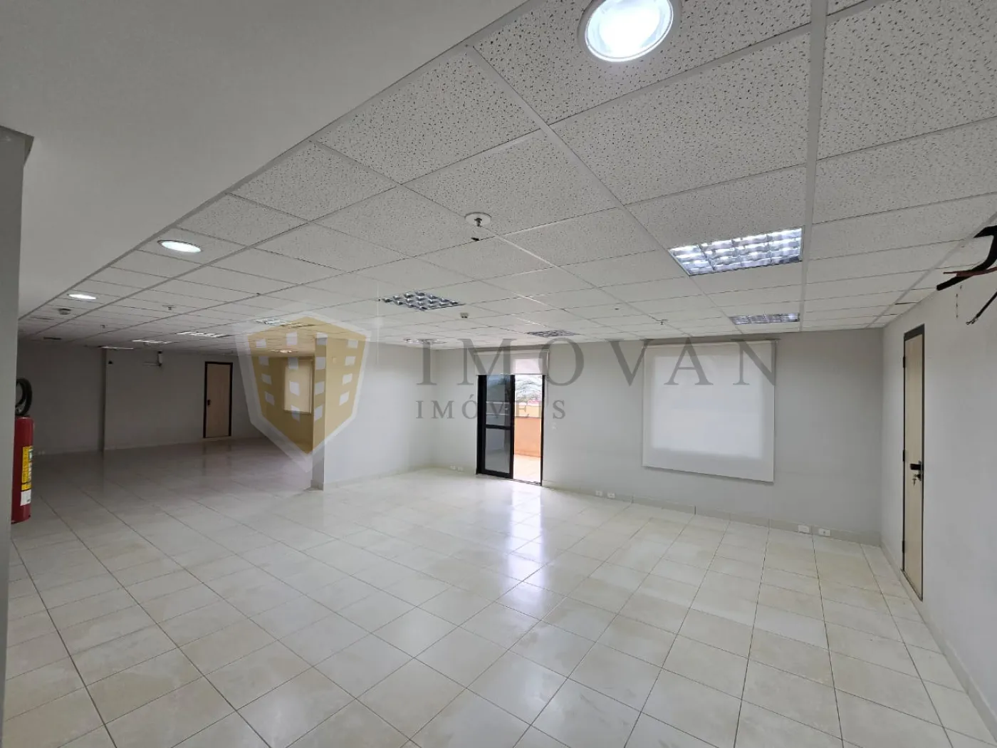 Alugar Comercial / Sala em Ribeirão Preto R$ 9.000,00 - Foto 3