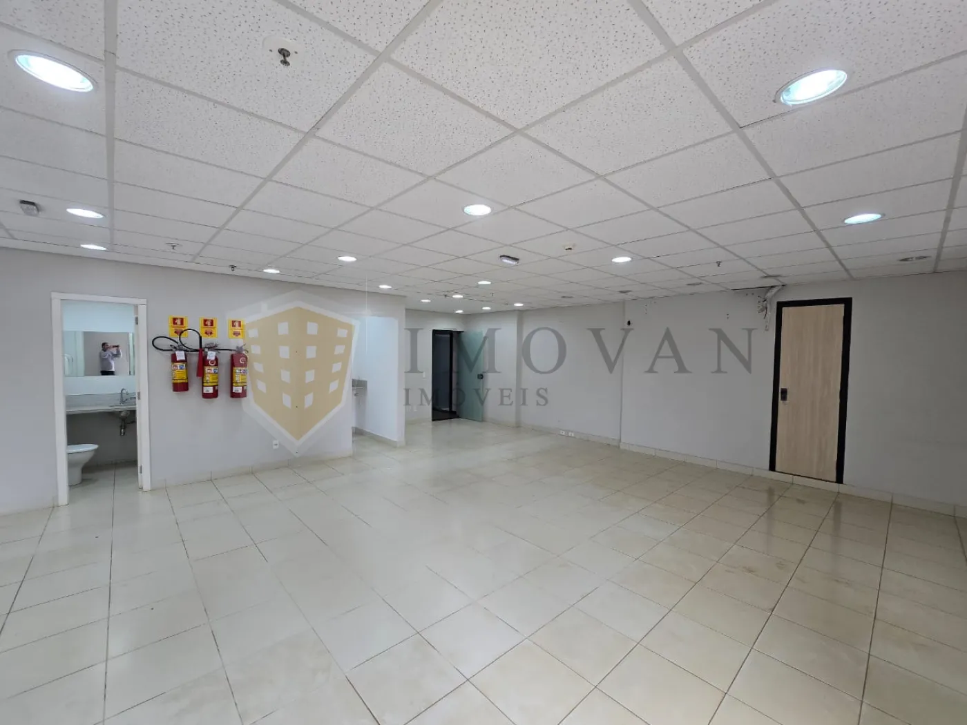 Alugar Comercial / Sala em Ribeirão Preto R$ 9.000,00 - Foto 5