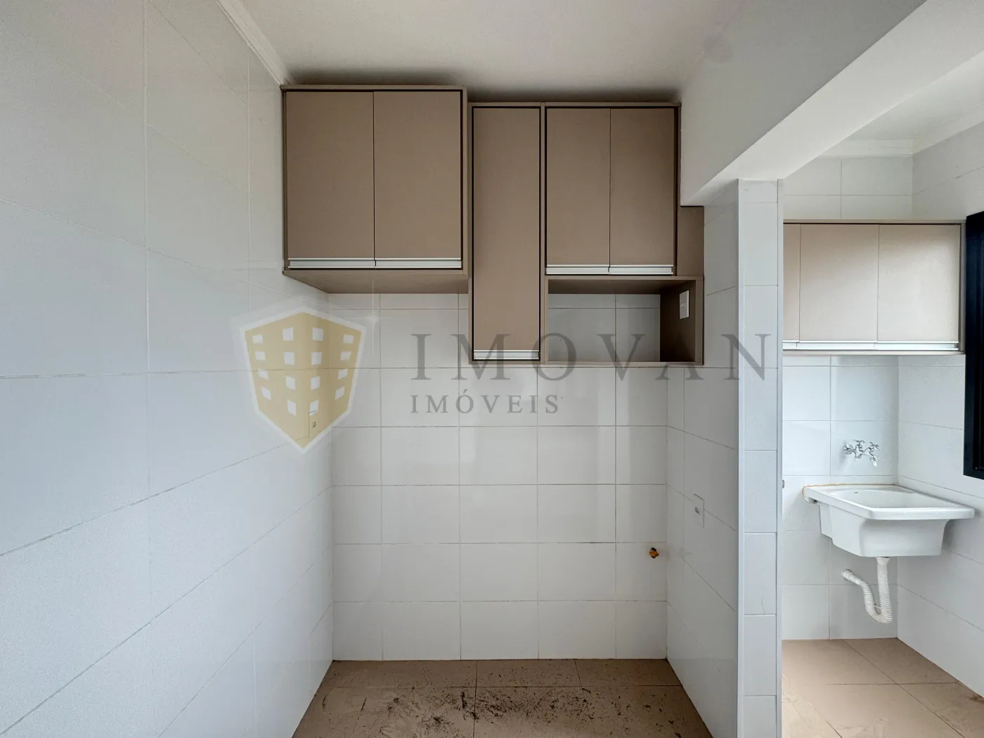 Comprar Apartamento / Kitchnet em Ribeirão Preto R$ 265.000,00 - Foto 4