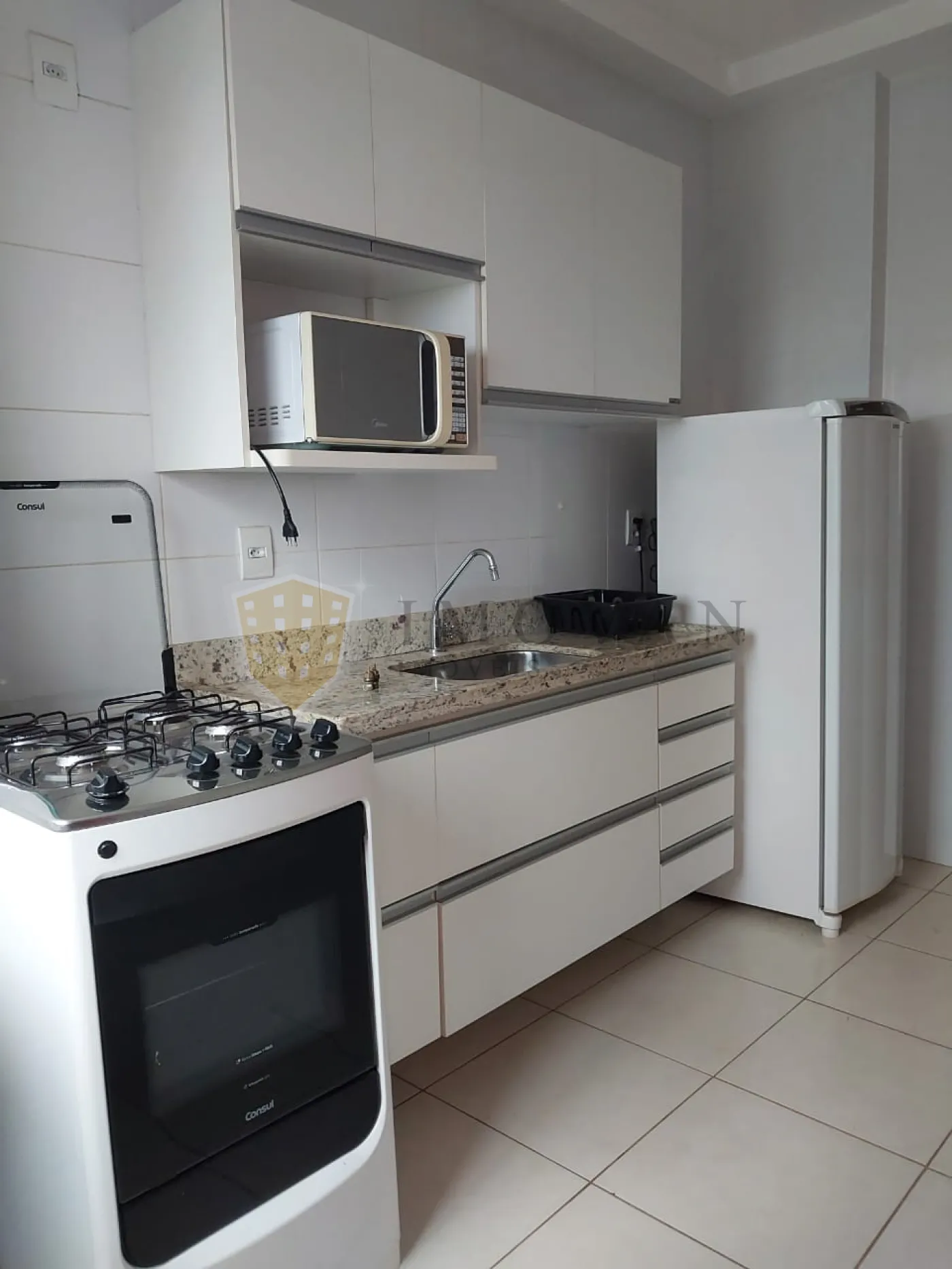 Alugar Apartamento / Padrão em Ribeirão Preto R$ 1.500,00 - Foto 2