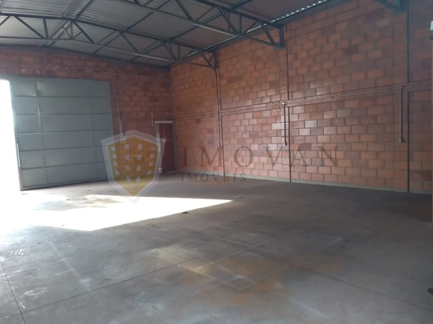 Alugar Comercial / Galpão em Ribeirão Preto R$ 3.500,00 - Foto 2