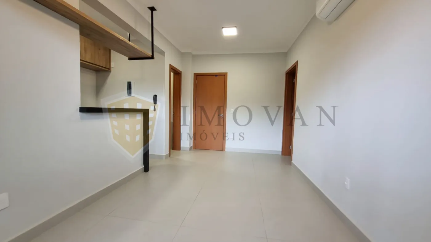 Alugar Apartamento / Padrão em Ribeirão Preto R$ 1.900,00 - Foto 4