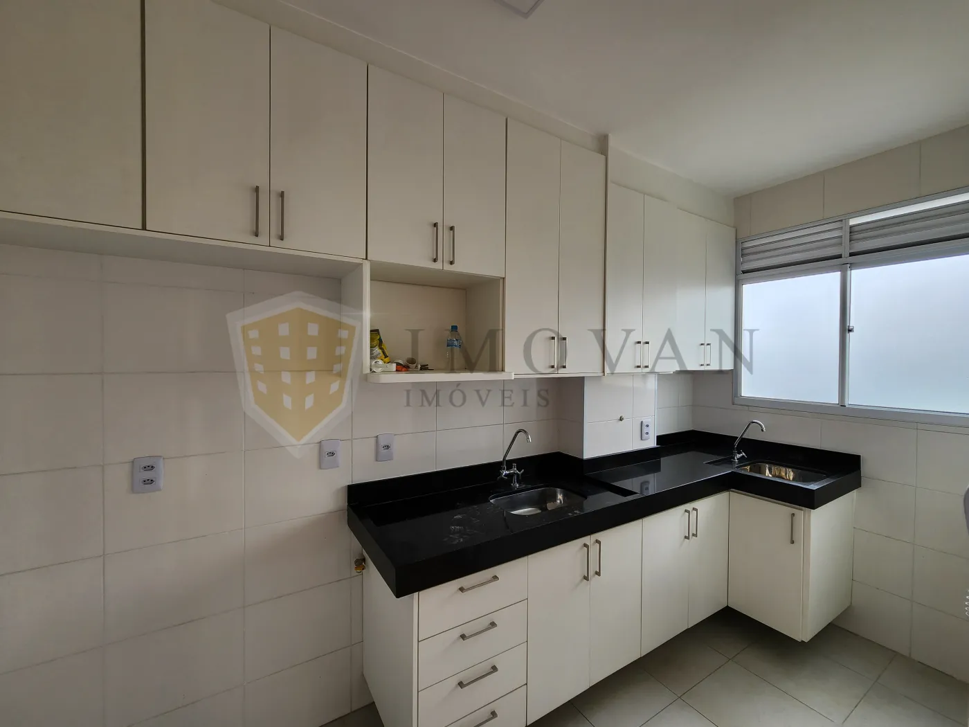 Alugar Apartamento / Padrão em Ribeirão Preto R$ 1.450,00 - Foto 2