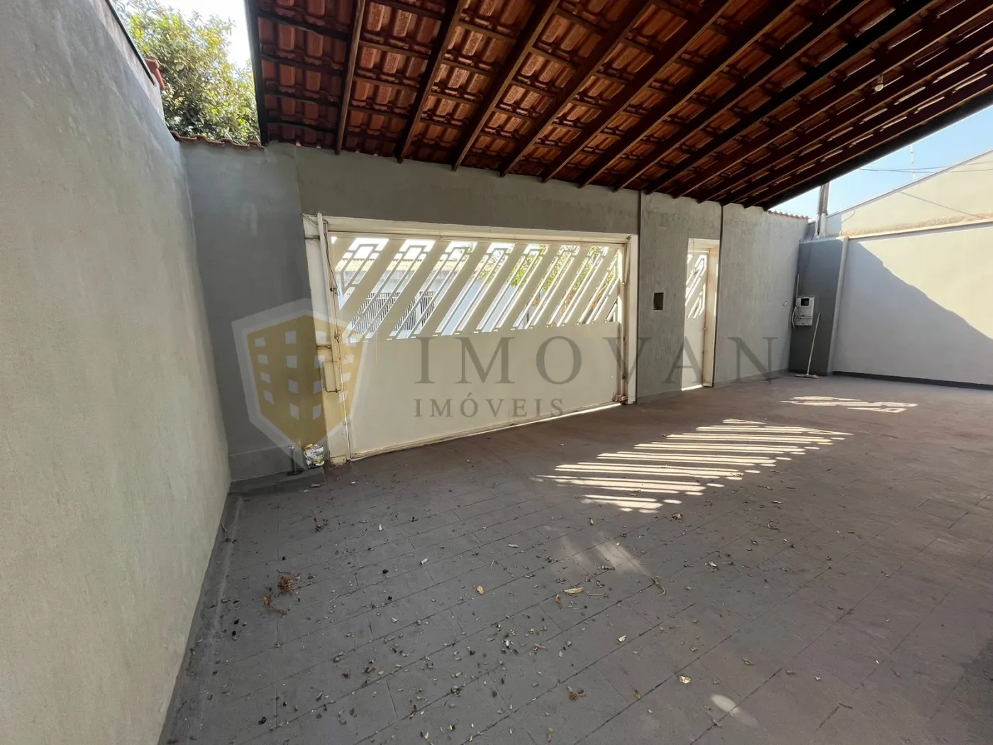 Comprar Casa / Padrão em Ribeirão Preto R$ 330.000,00 - Foto 2