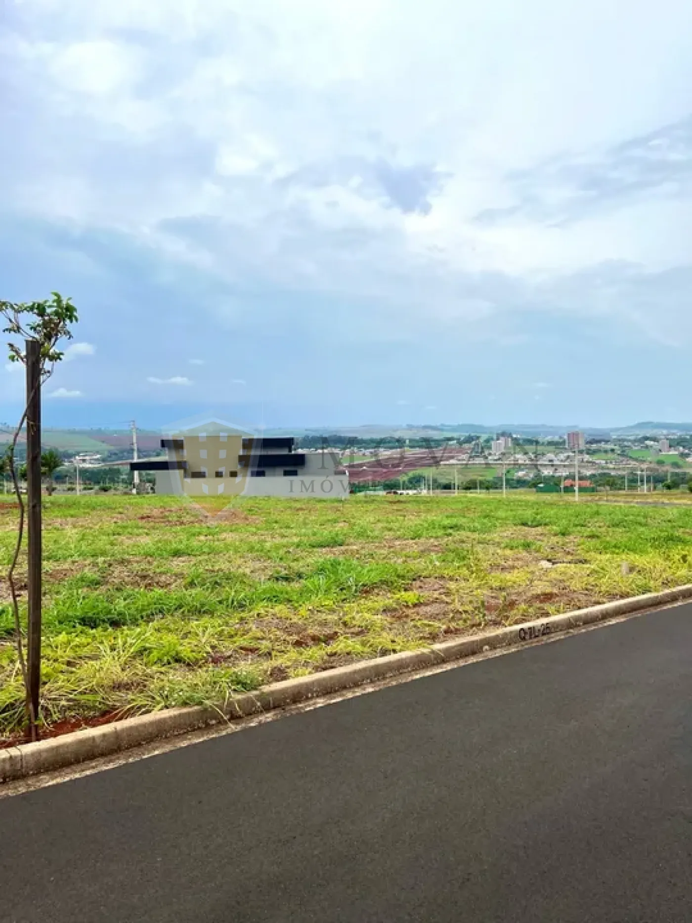 Comprar Terreno / Condomínio em Ribeirão Preto R$ 360.000,00 - Foto 2