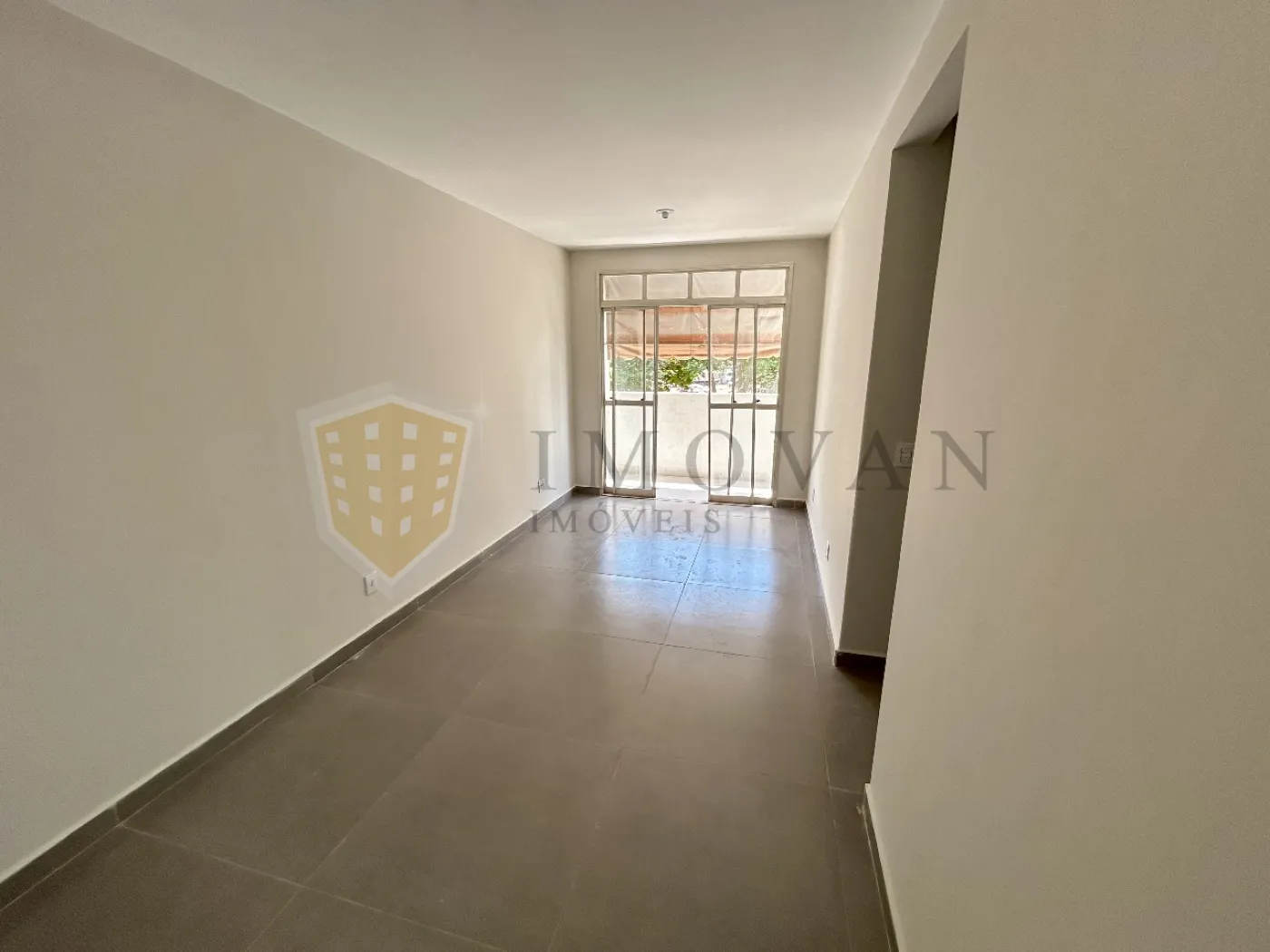 Comprar Apartamento / Padrão em Ribeirão Preto R$ 160.000,00 - Foto 2