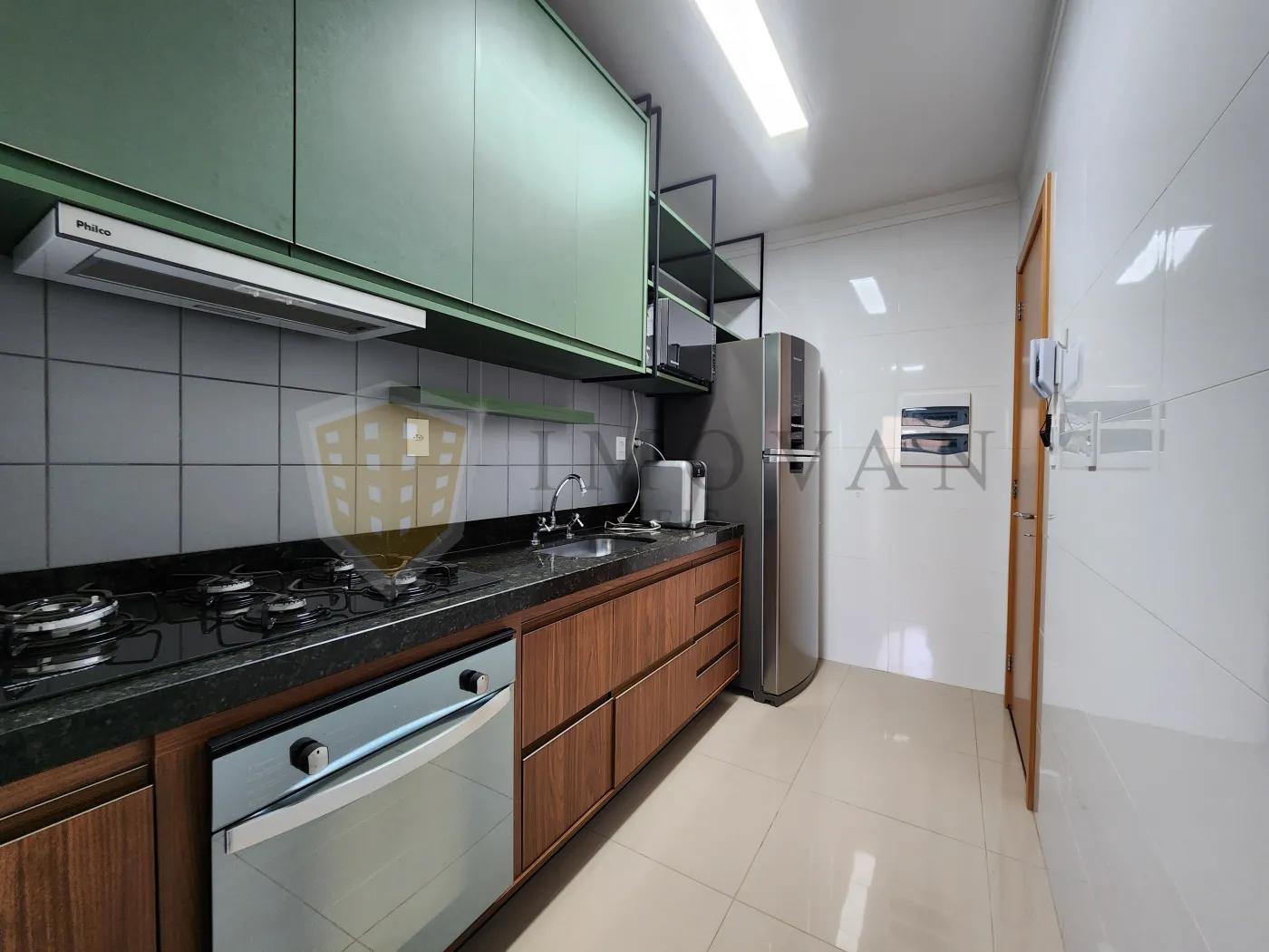 Comprar Apartamento / Padrão em Ribeirão Preto R$ 690.000,00 - Foto 3