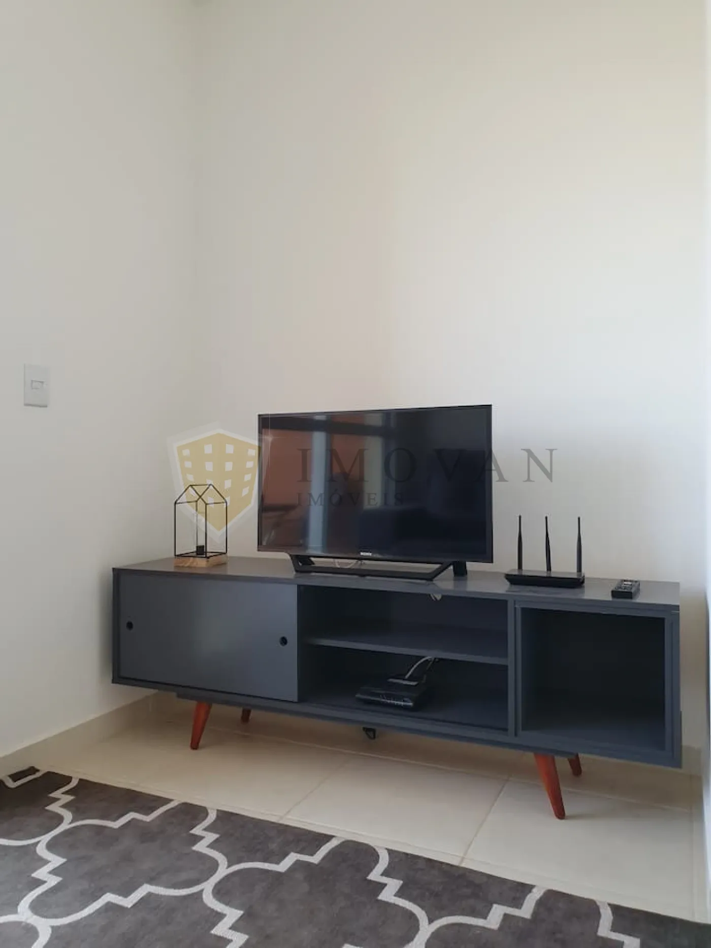 Alugar Apartamento / Padrão em Ribeirão Preto R$ 1.700,00 - Foto 7