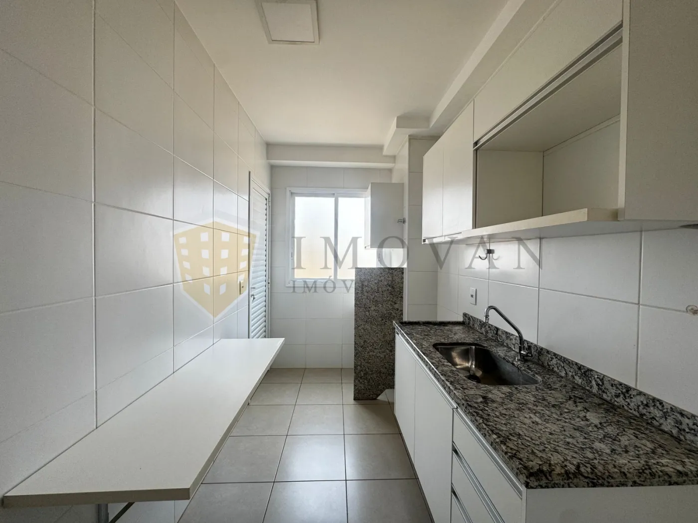 Alugar Apartamento / Padrão em Ribeirão Preto R$ 1.600,00 - Foto 5