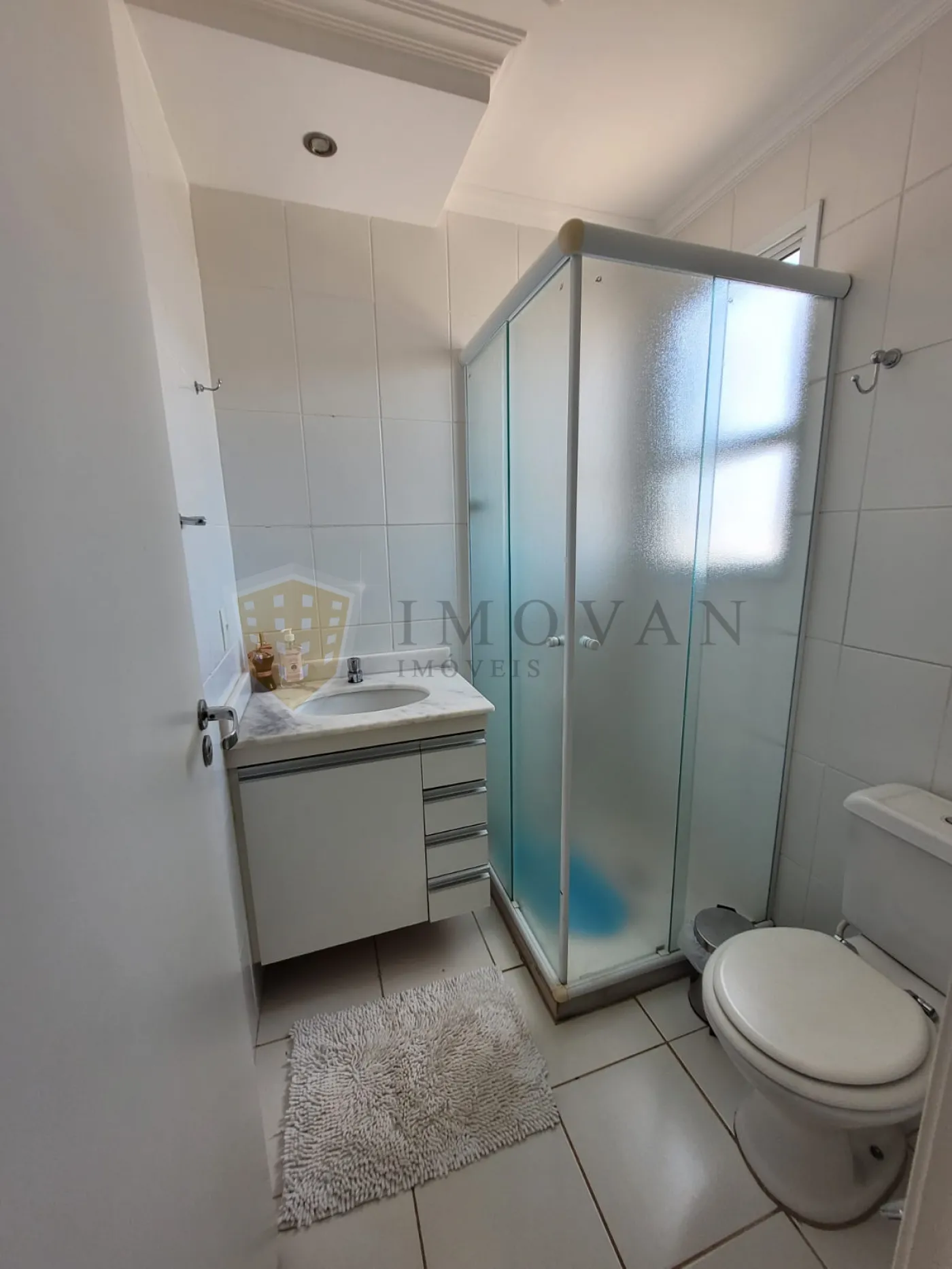 Alugar Apartamento / Padrão em Ribeirão Preto R$ 1.700,00 - Foto 16