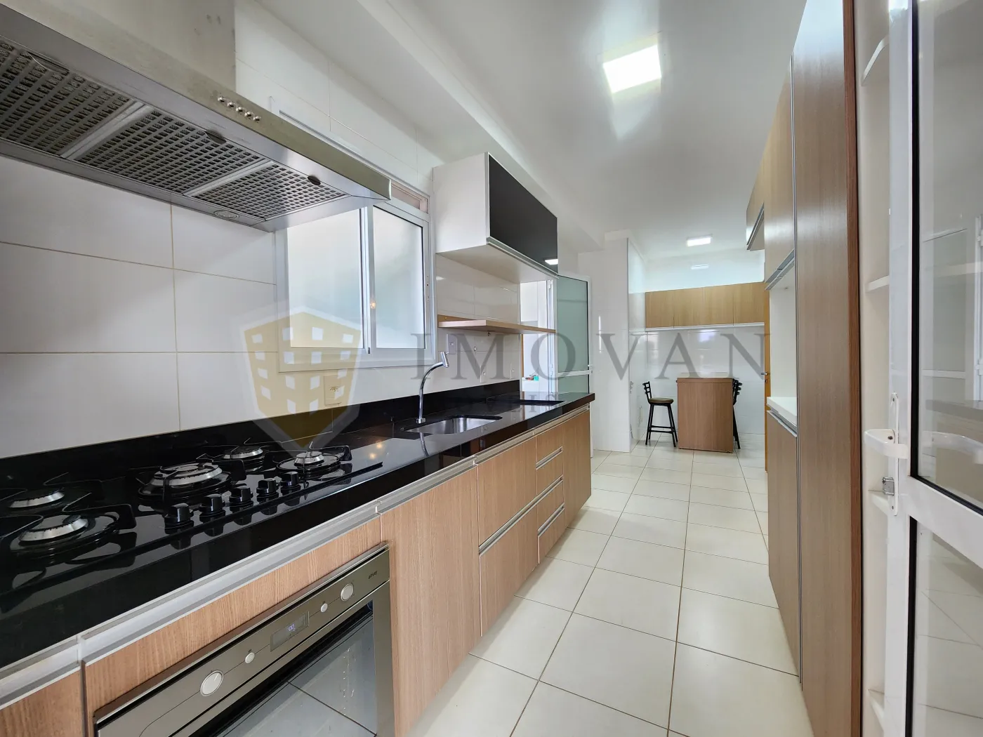 Alugar Apartamento / Padrão em Ribeirão Preto R$ 5.500,00 - Foto 2