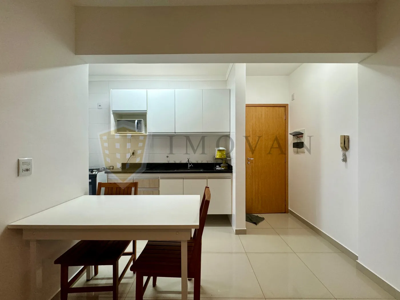 Alugar Apartamento / Padrão em Ribeirão Preto R$ 1.750,00 - Foto 6