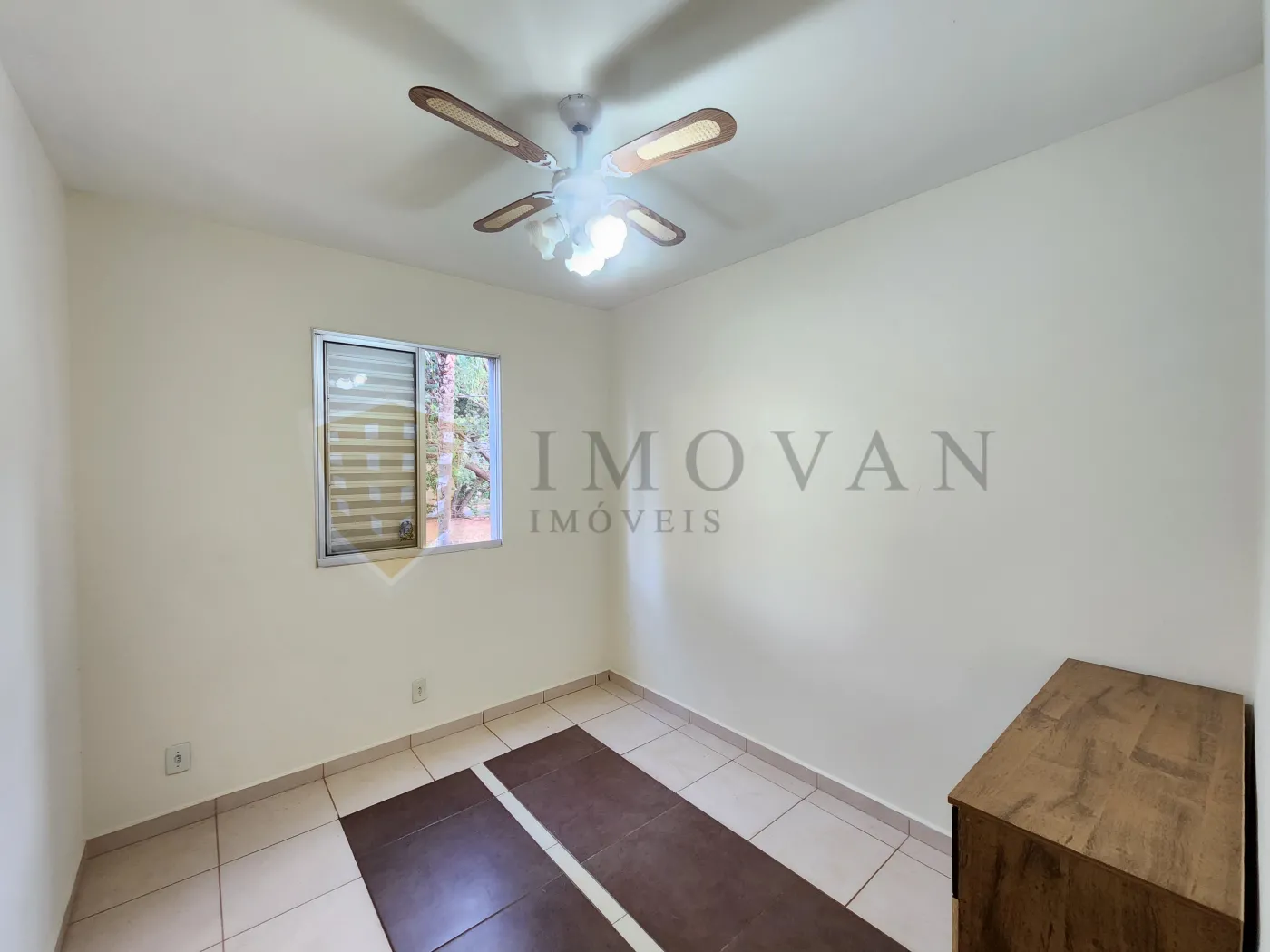 Alugar Apartamento / Padrão em Ribeirão Preto R$ 1.500,00 - Foto 9