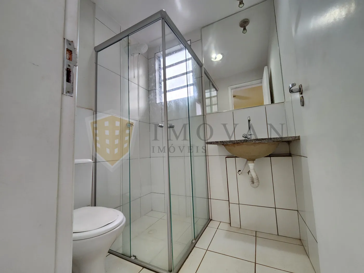 Alugar Apartamento / Padrão em Ribeirão Preto R$ 1.500,00 - Foto 12