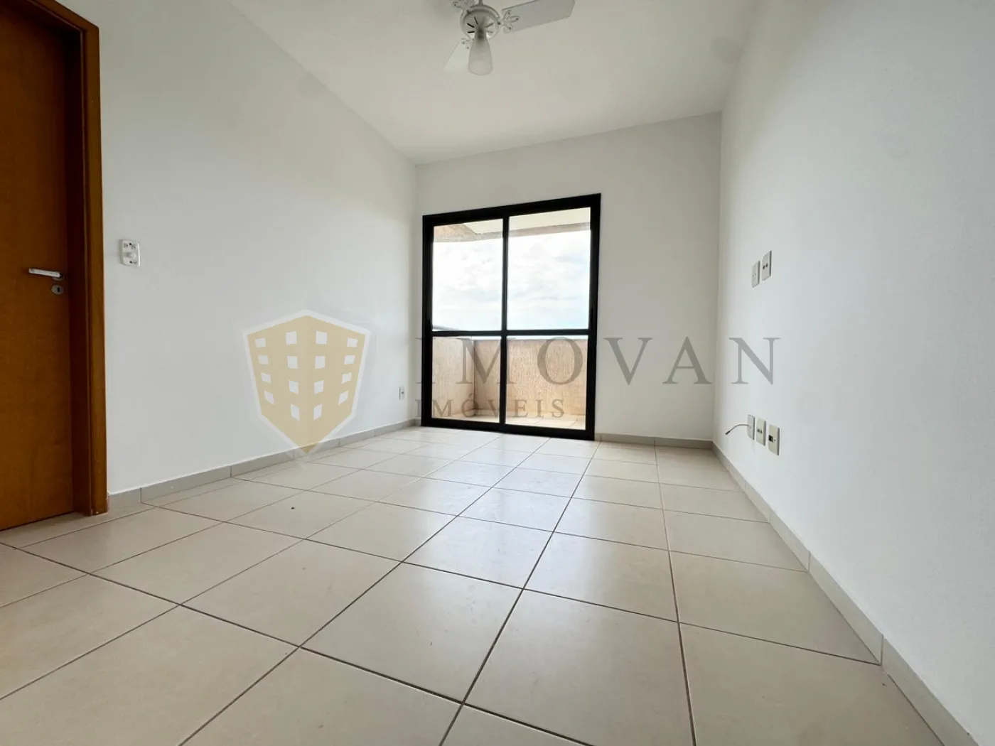 Alugar Apartamento / Padrão em Ribeirão Preto R$ 1.400,00 - Foto 2