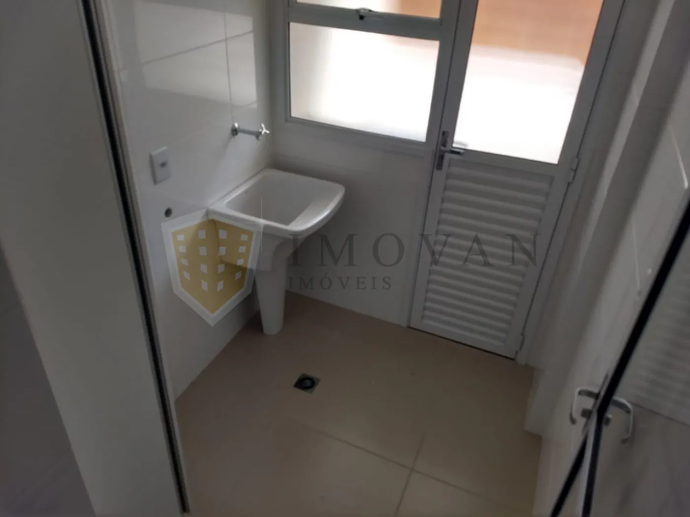 Comprar Apartamento / Padrão em Ribeirão Preto R$ 420.000,00 - Foto 3