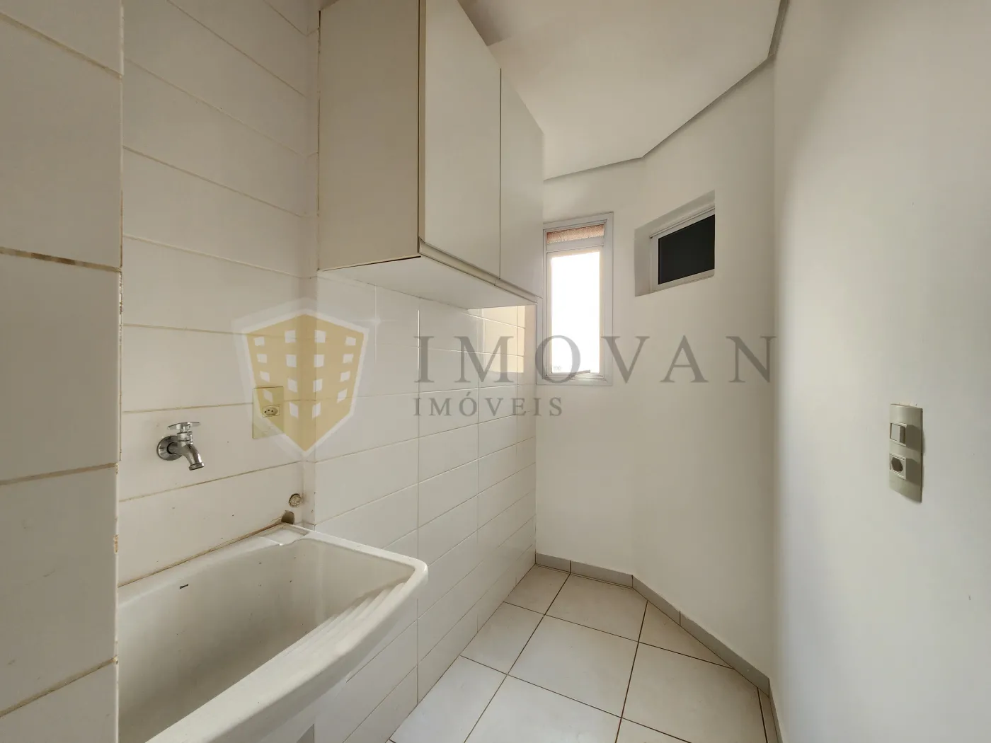 Alugar Apartamento / Padrão em Ribeirão Preto R$ 2.700,00 - Foto 4