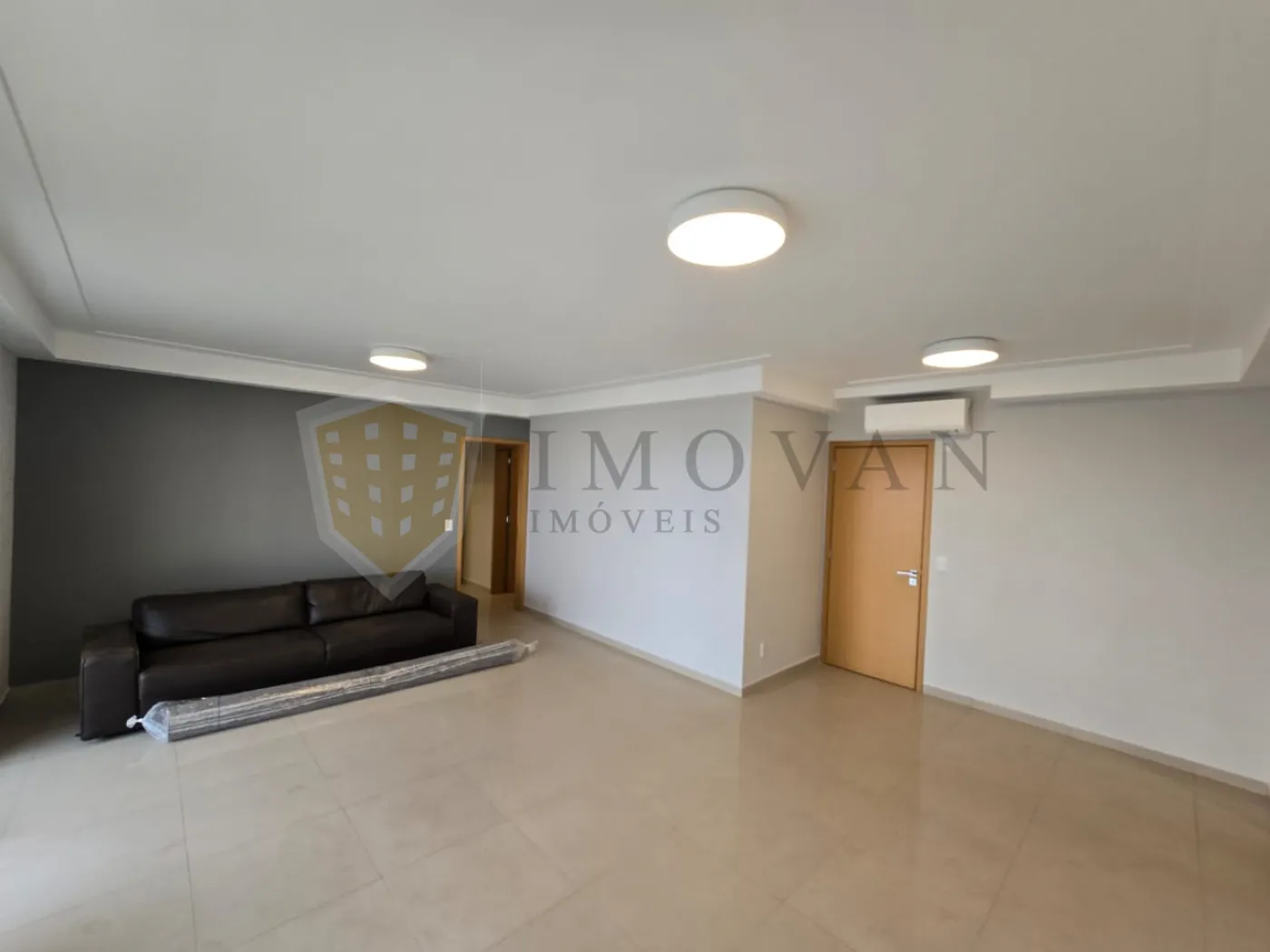 Alugar Apartamento / Padrão em Ribeirão Preto R$ 4.800,00 - Foto 3