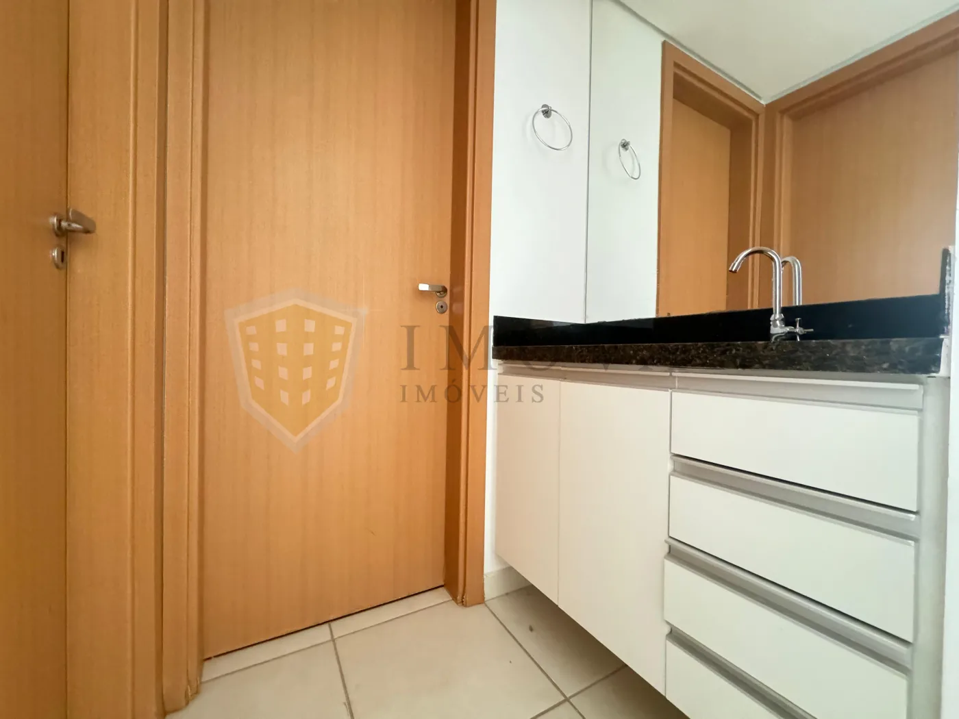 Alugar Apartamento / Padrão em Ribeirão Preto R$ 1.850,00 - Foto 8