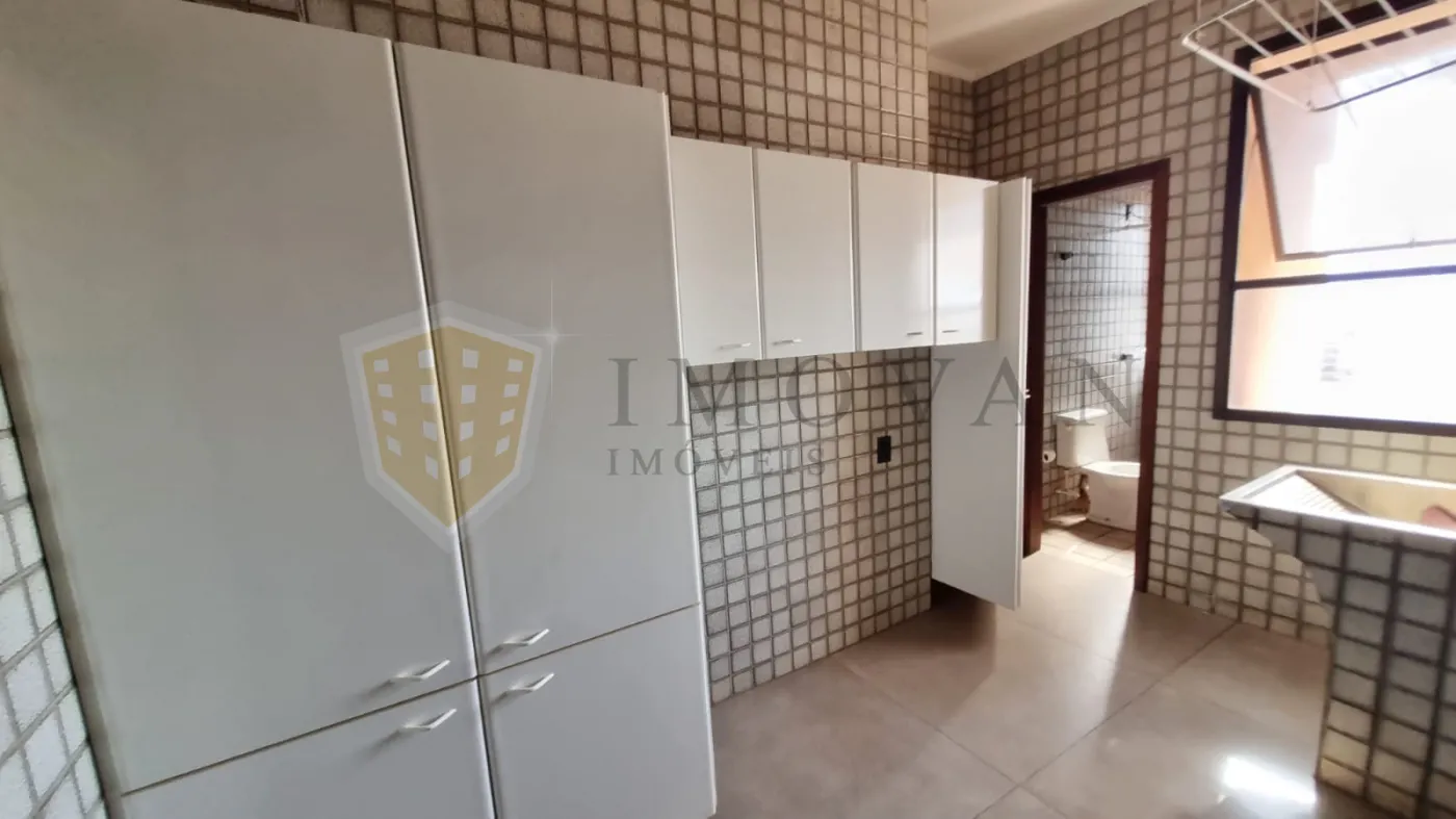 Alugar Apartamento / Padrão em Ribeirão Preto R$ 3.000,00 - Foto 12