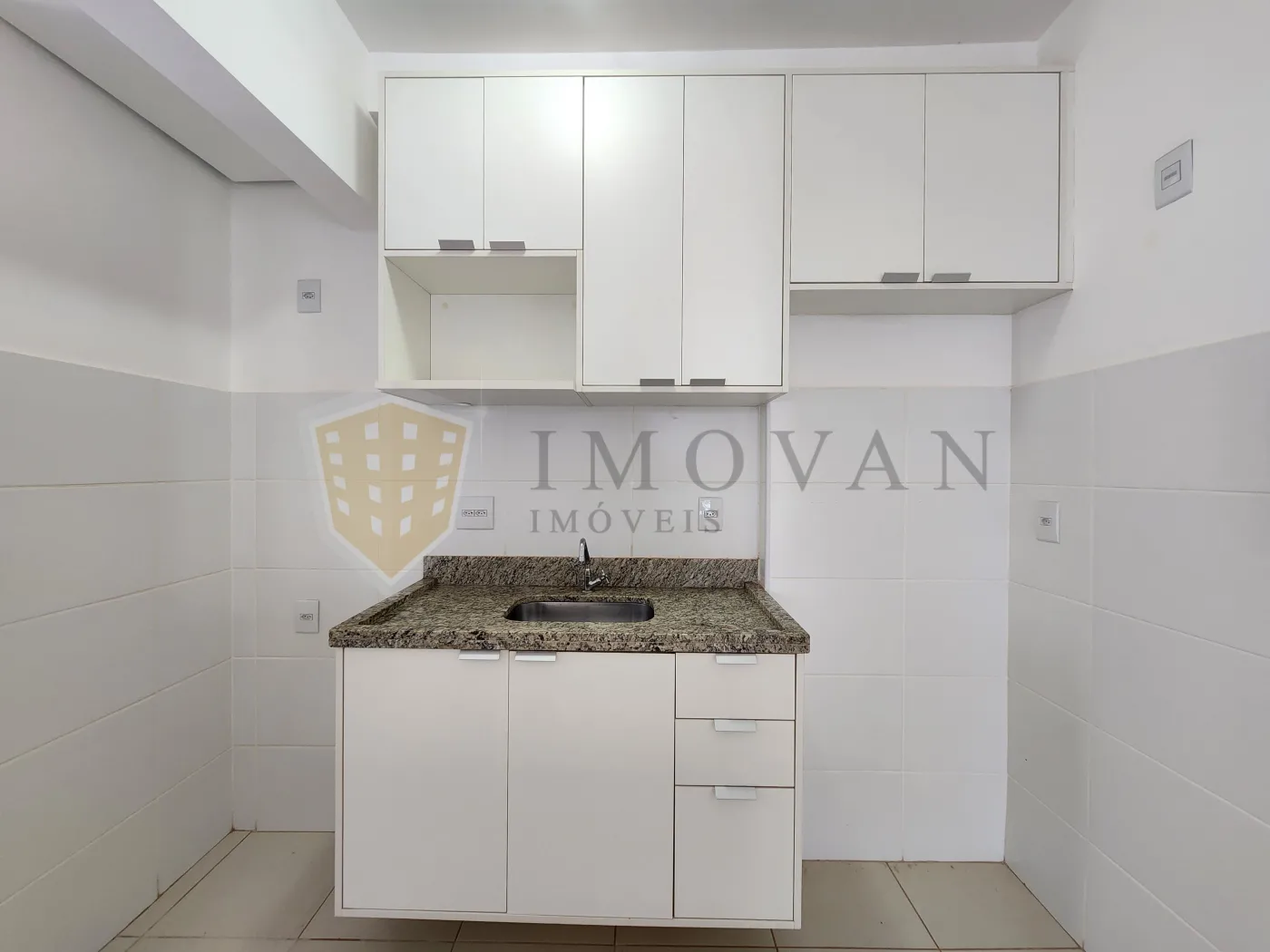 Alugar Apartamento / Padrão em Ribeirão Preto R$ 1.700,00 - Foto 4