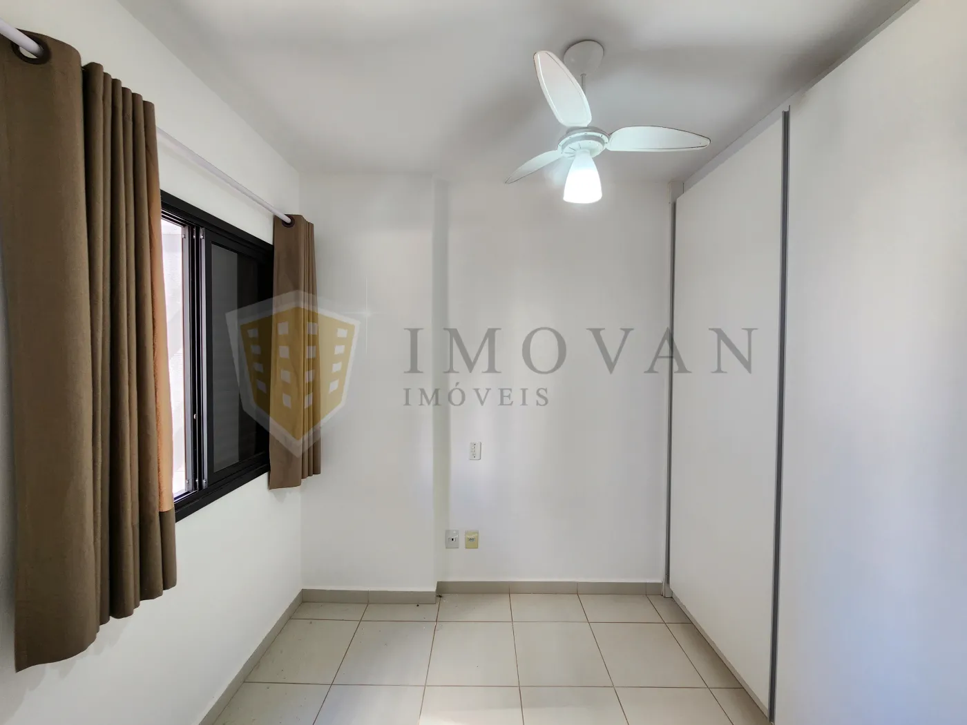 Alugar Apartamento / Padrão em Ribeirão Preto R$ 1.700,00 - Foto 13