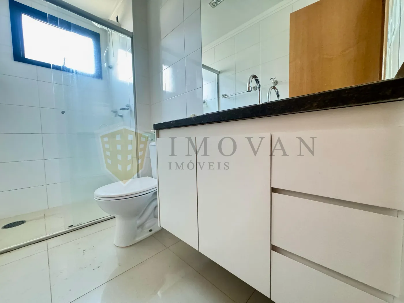 Alugar Apartamento / Padrão em Ribeirão Preto R$ 1.800,00 - Foto 12