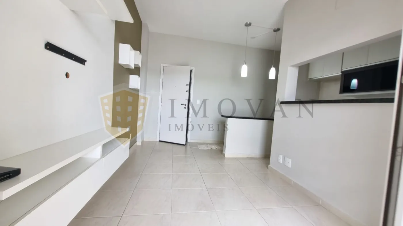 Alugar Apartamento / Padrão em Ribeirão Preto R$ 1.500,00 - Foto 3