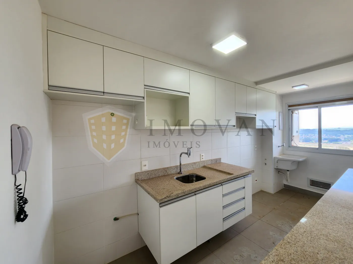 Alugar Apartamento / Padrão em Ribeirão Preto R$ 3.000,00 - Foto 2