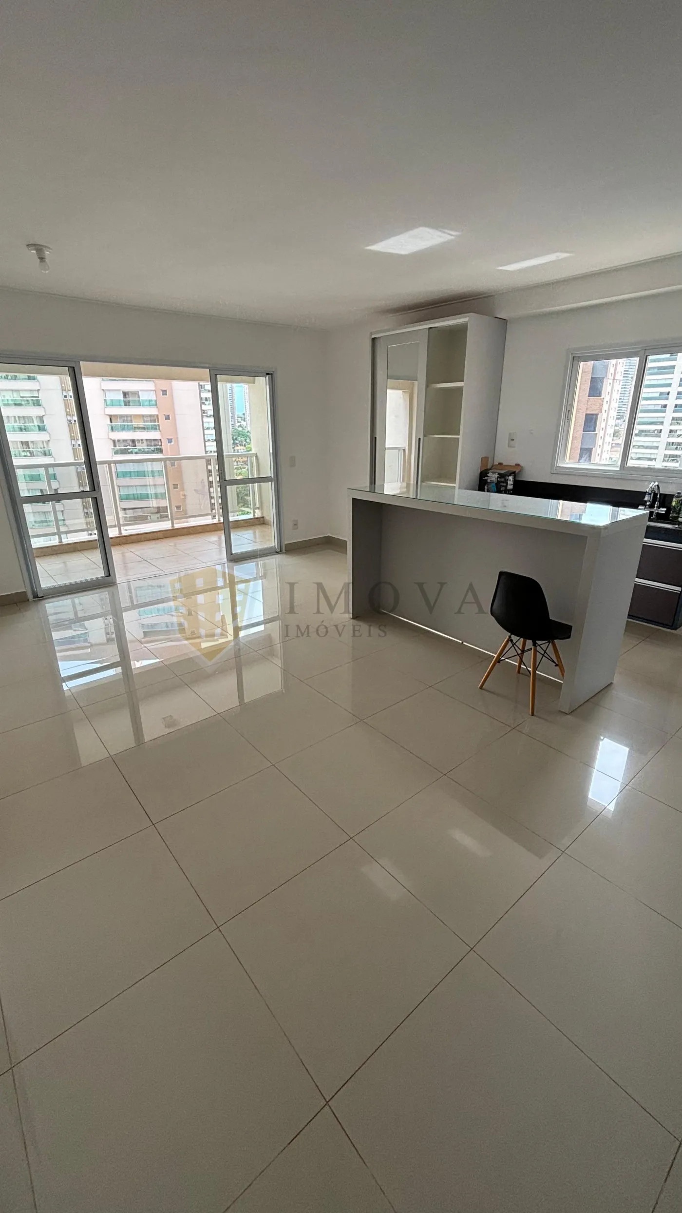 Comprar Apartamento / Padrão em Ribeirão Preto R$ 680.000,00 - Foto 3