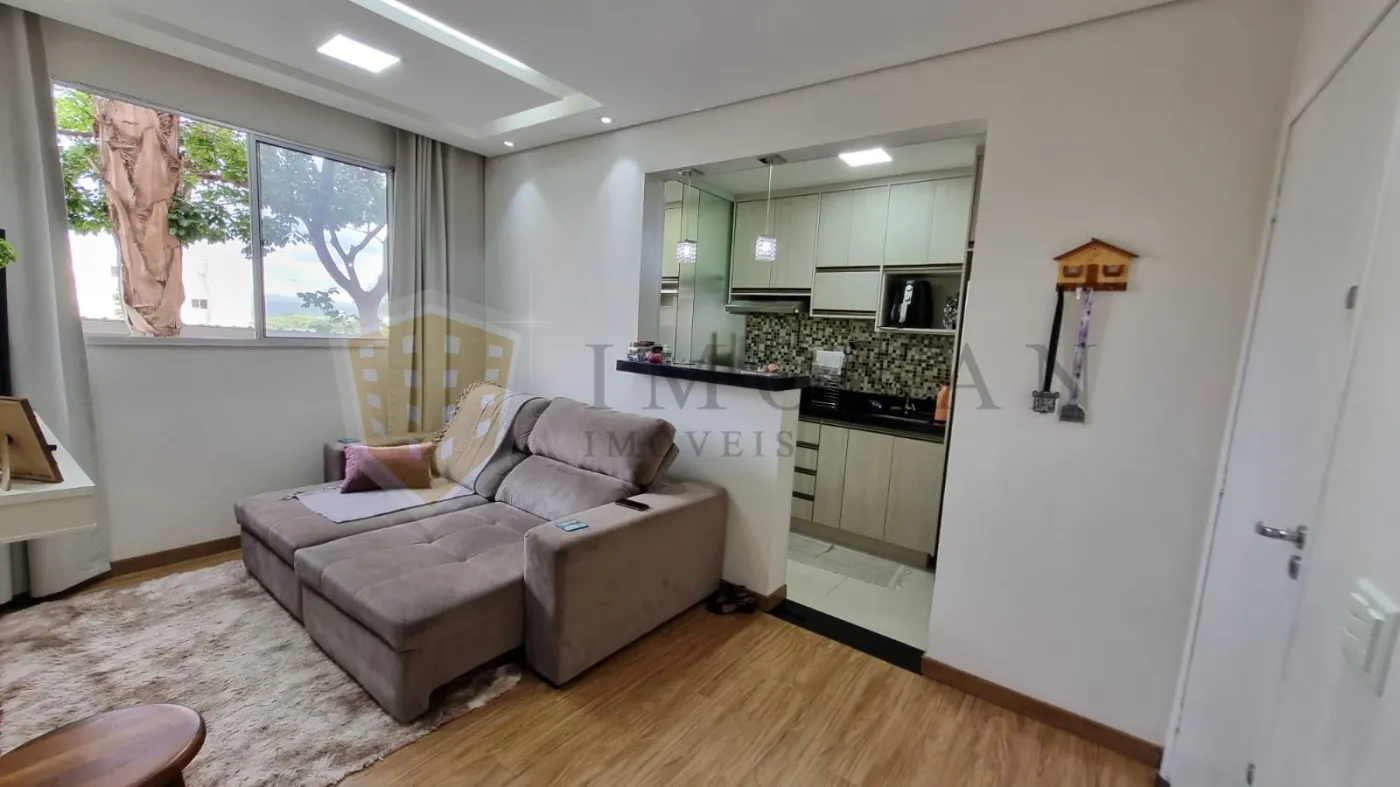 Alugar Apartamento / Padrão em Ribeirão Preto R$ 1.800,00 - Foto 2