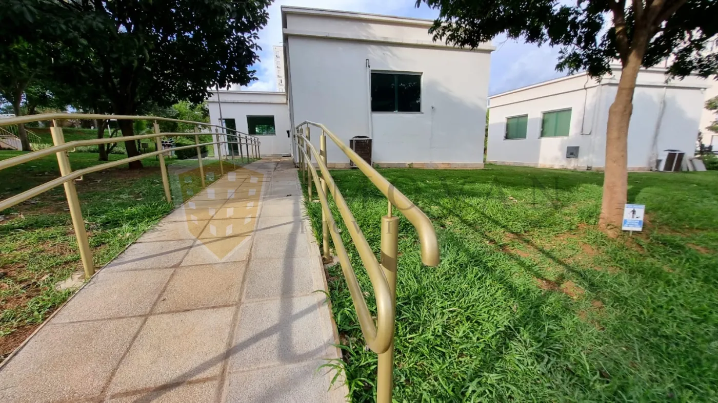 Alugar Apartamento / Padrão em Ribeirão Preto R$ 1.800,00 - Foto 17