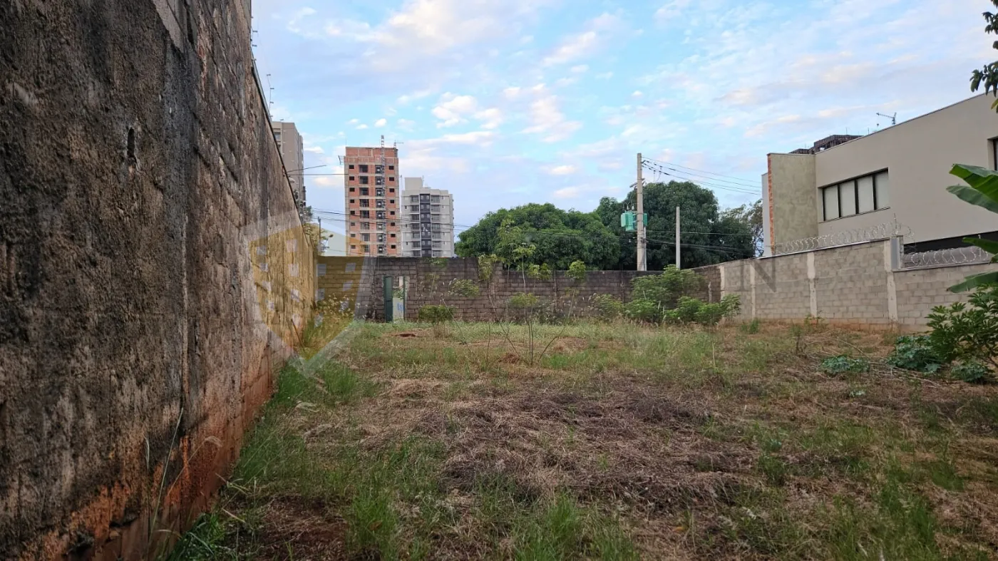 Comprar Terreno / Padrão em Ribeirão Preto R$ 900.000,00 - Foto 1