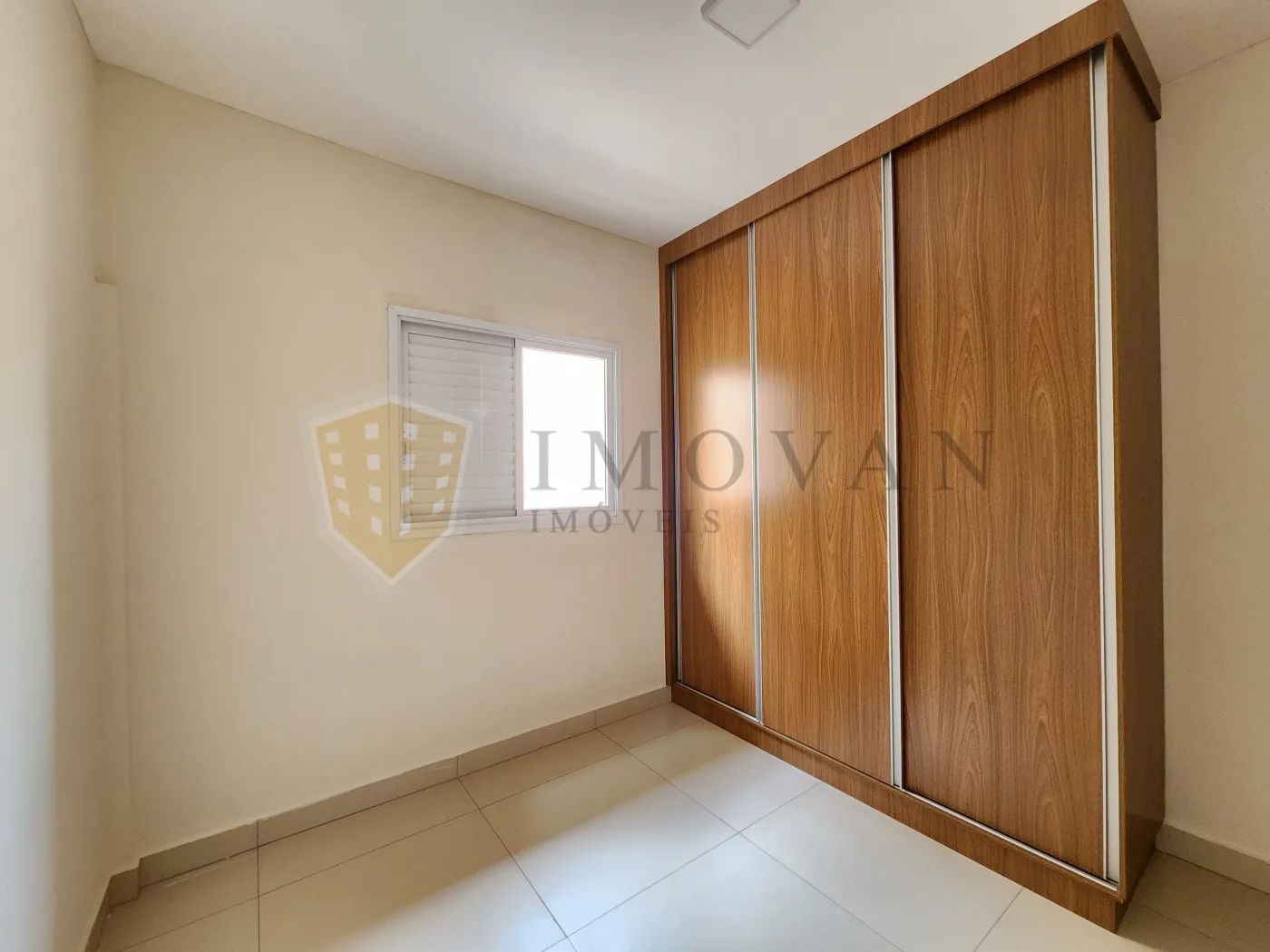 Alugar Apartamento / Padrão em Ribeirão Preto R$ 1.900,00 - Foto 8