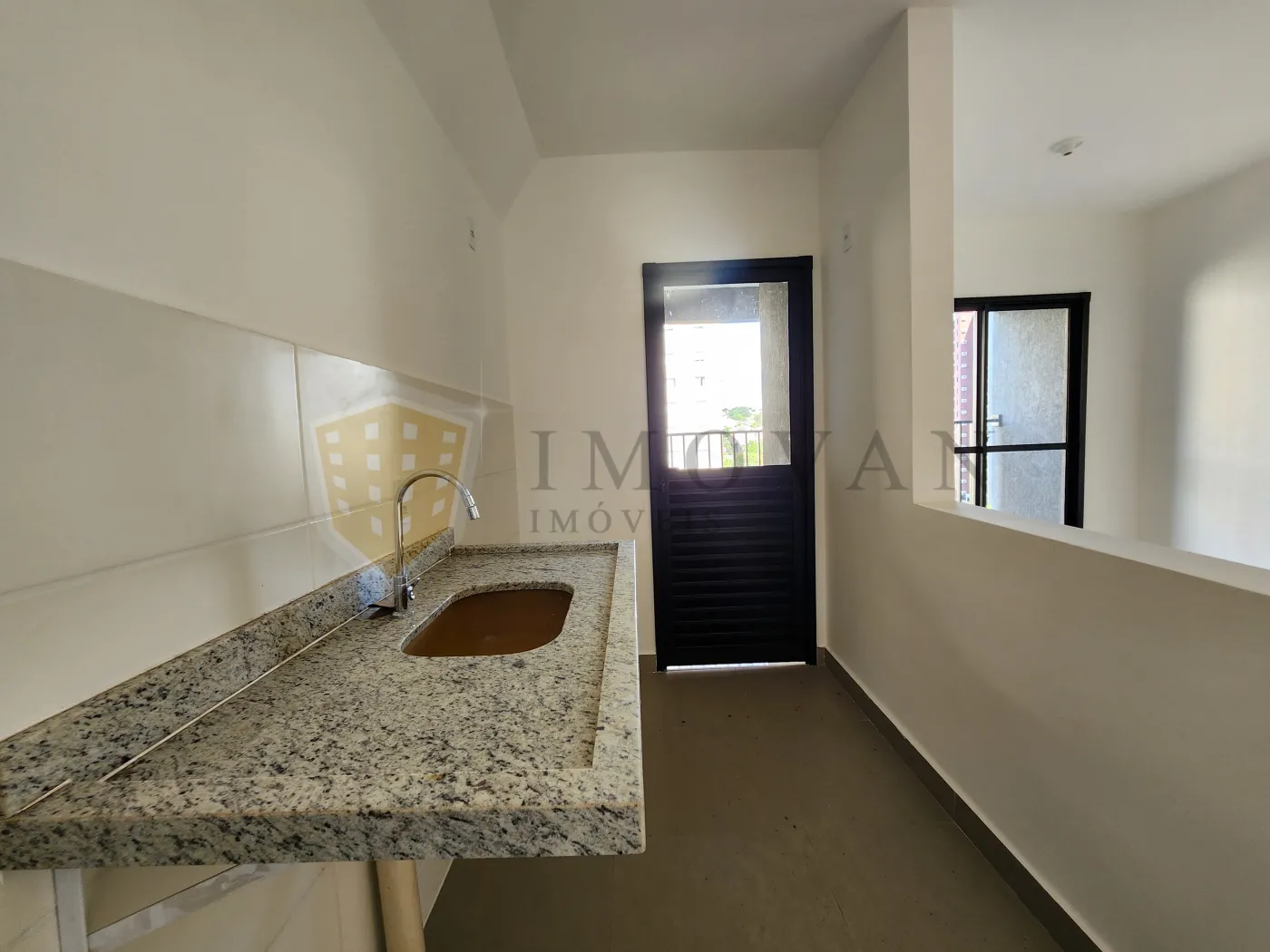 Alugar Apartamento / Padrão em Ribeirão Preto R$ 2.000,00 - Foto 3