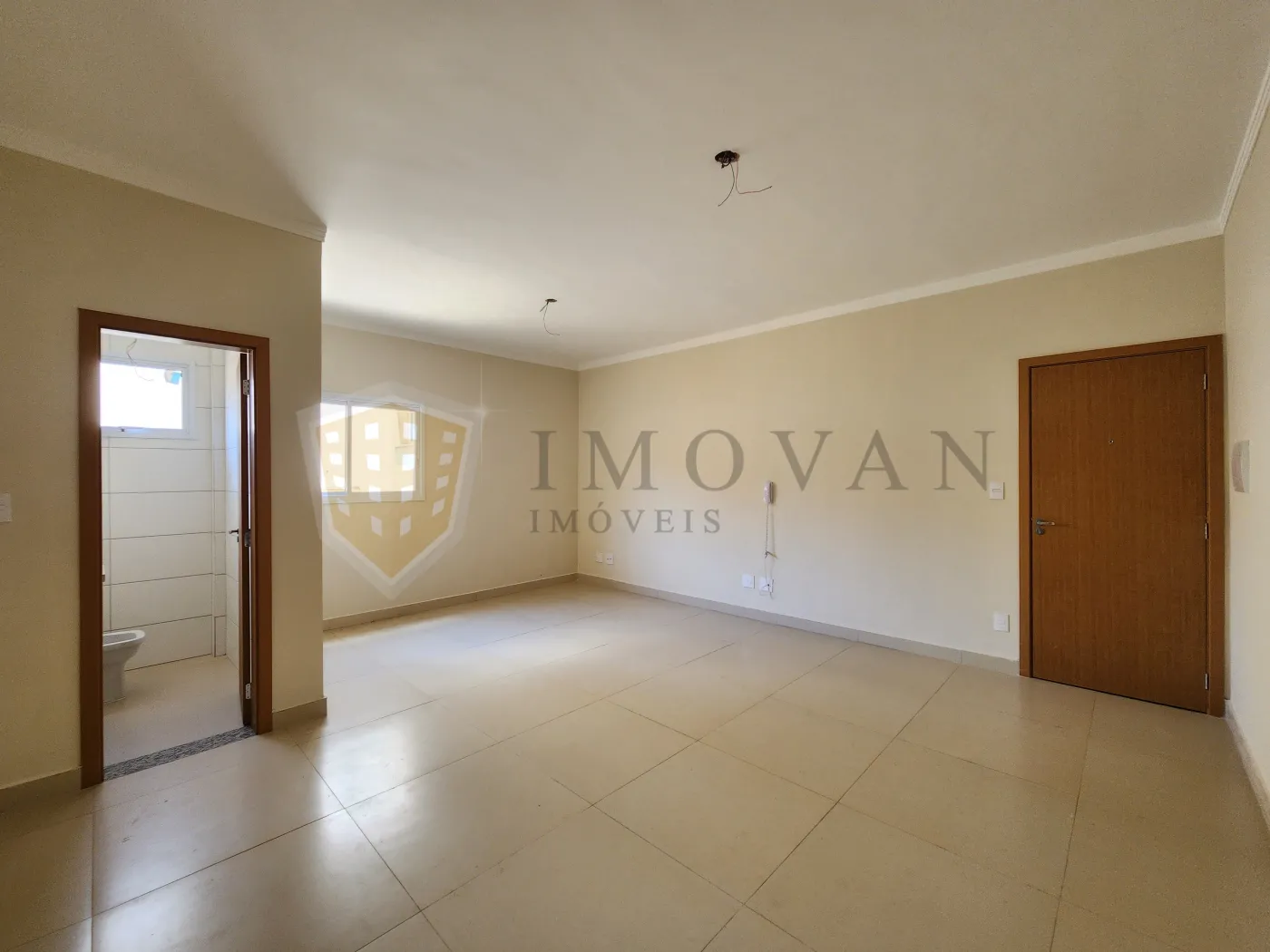 Alugar Comercial / Sala em Ribeirão Preto R$ 1.250,00 - Foto 4