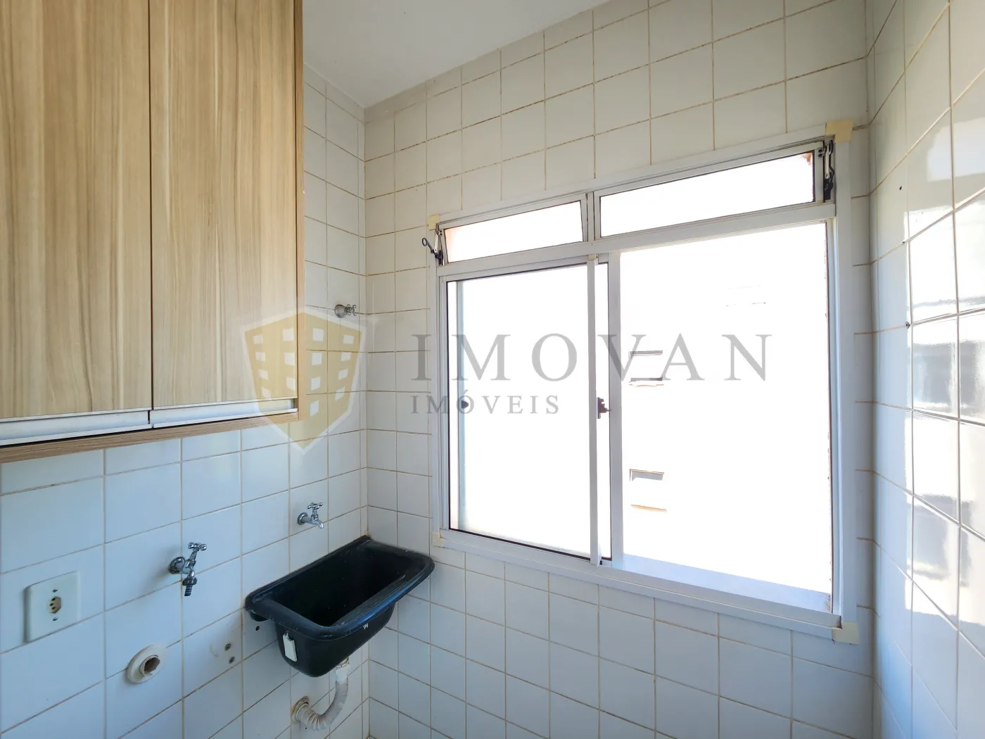 Comprar Apartamento / Padrão em Ribeirão Preto R$ 140.000,00 - Foto 4