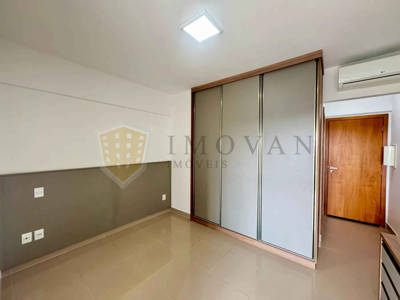 Alugar Apartamento / Kitchnet em Ribeirão Preto R$ 1.780,00 - Foto 2