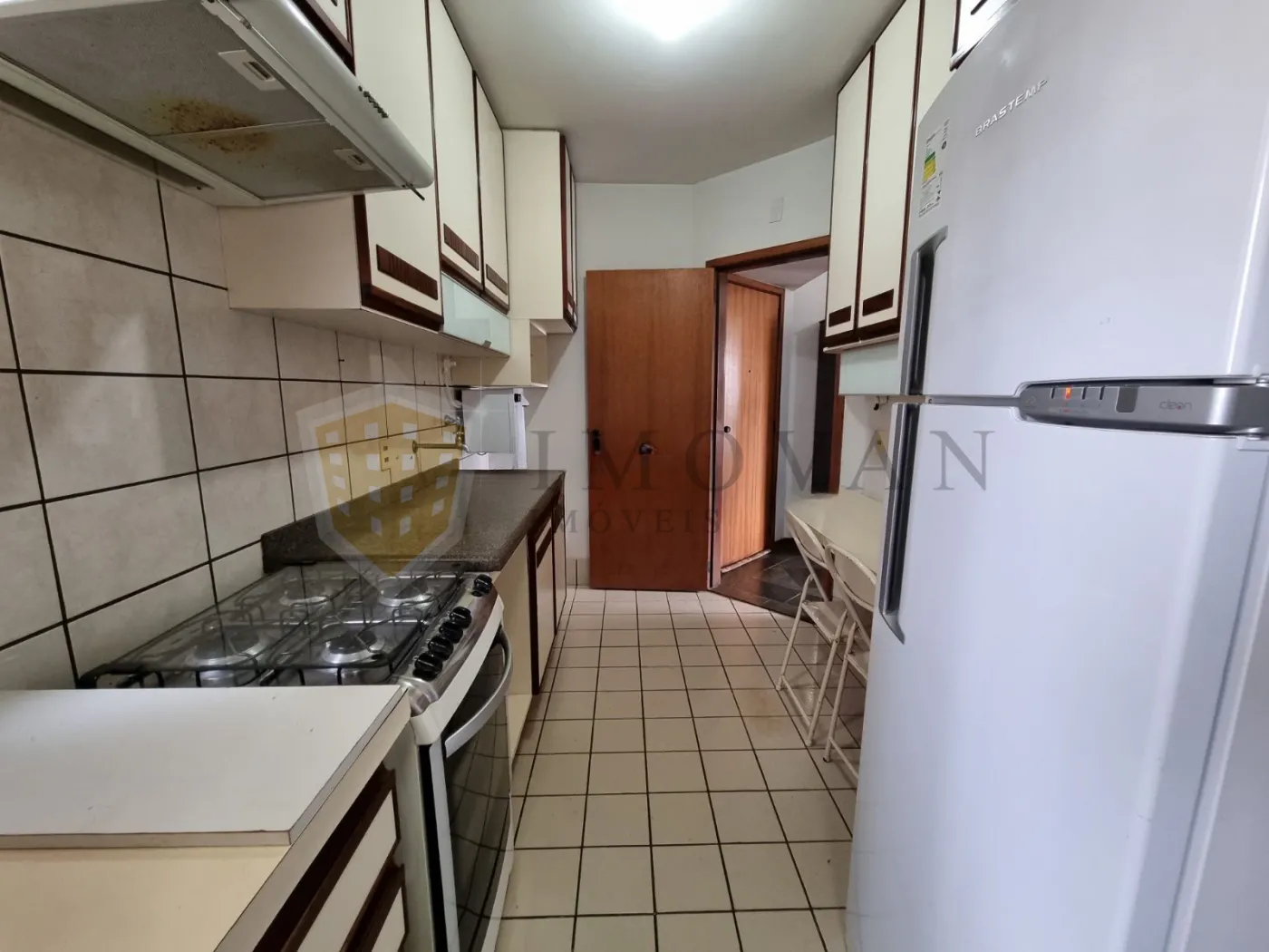 Comprar Apartamento / Padrão em Ribeirão Preto R$ 320.000,00 - Foto 3