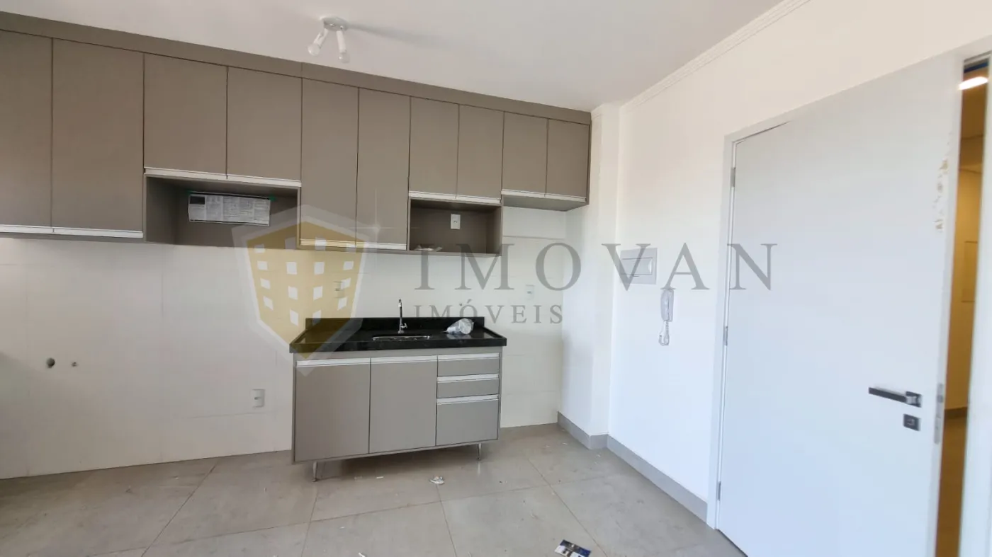 Alugar Apartamento / Padrão em Ribeirão Preto R$ 1.900,00 - Foto 7