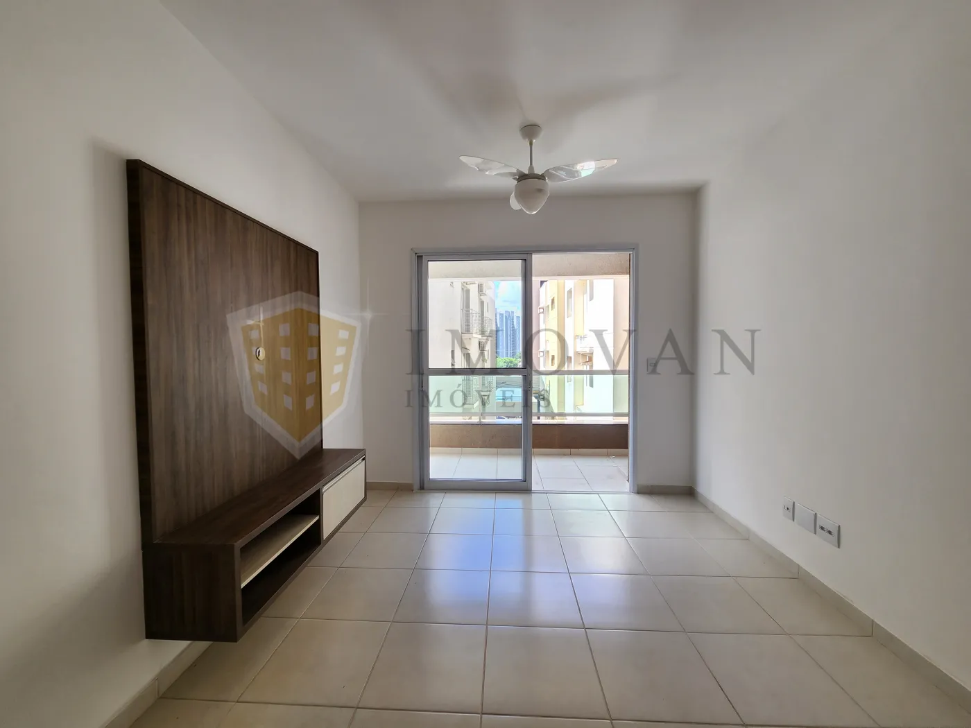 Alugar Apartamento / Padrão em Ribeirão Preto R$ 1.700,00 - Foto 5