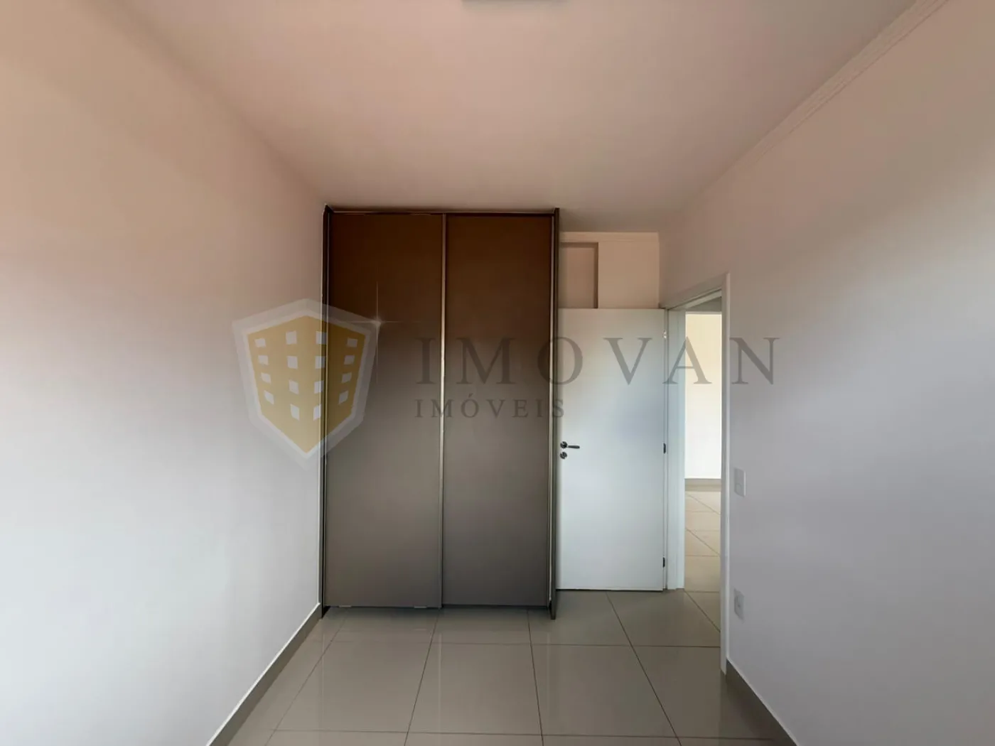 Comprar Apartamento / Padrão em Ribeirão Preto R$ 400.000,00 - Foto 5