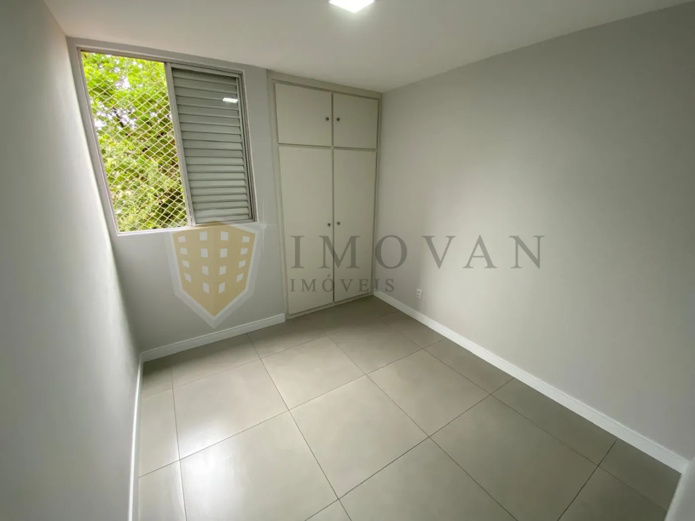 Comprar Apartamento / Padrão em Ribeirão Preto R$ 320.000,00 - Foto 5