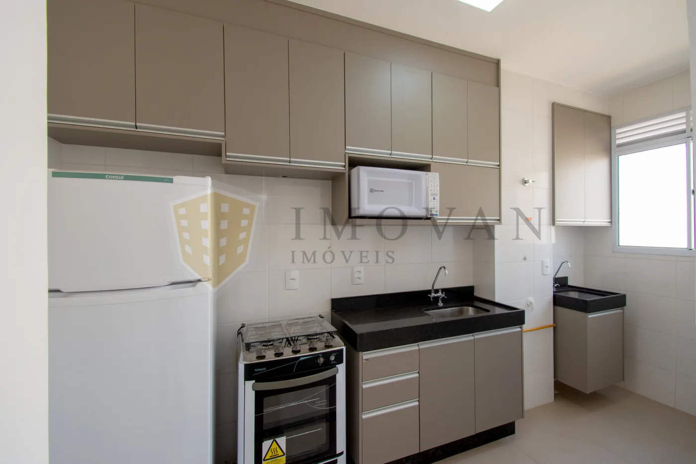 Alugar Apartamento / Padrão em Ribeirão Preto R$ 1.700,00 - Foto 3