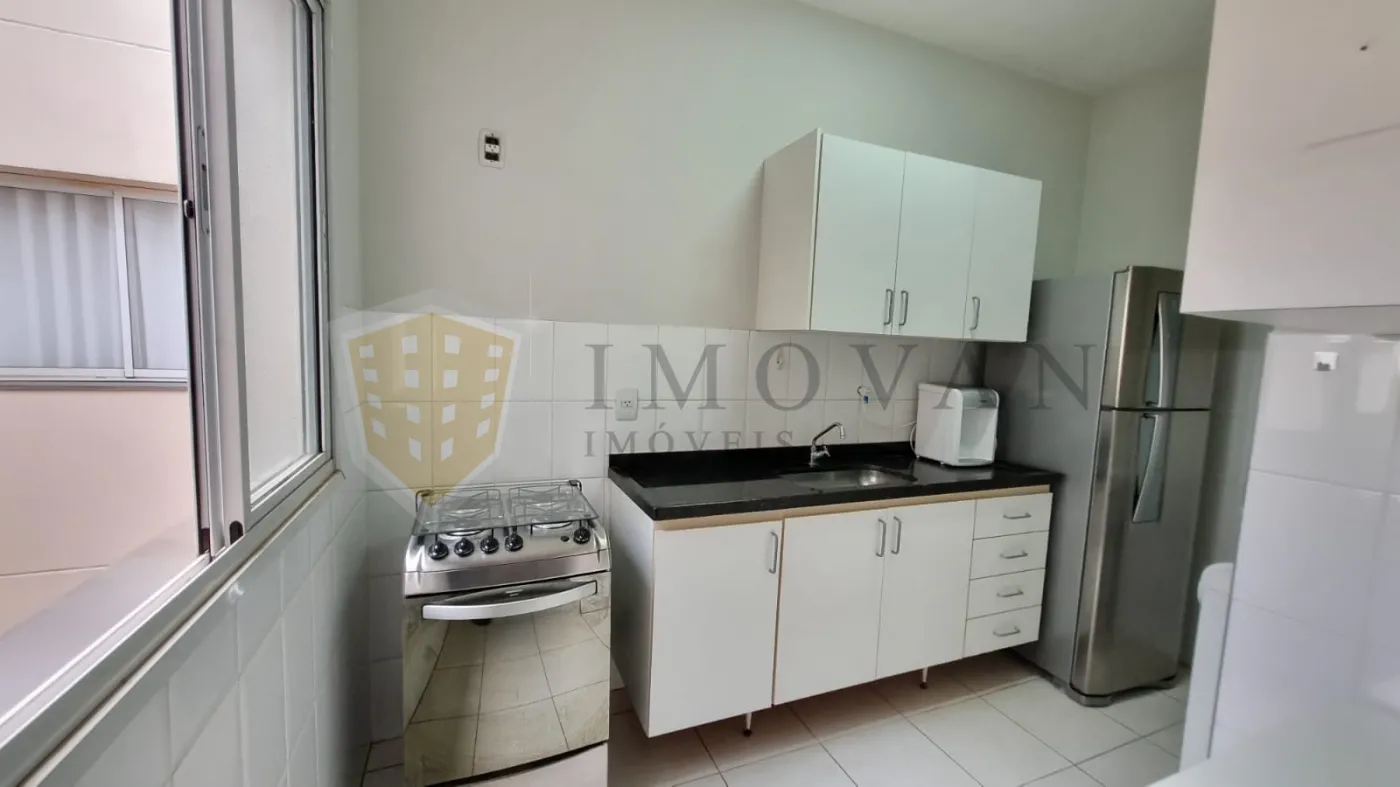 Alugar Apartamento / Padrão em Ribeirão Preto R$ 1.600,00 - Foto 5